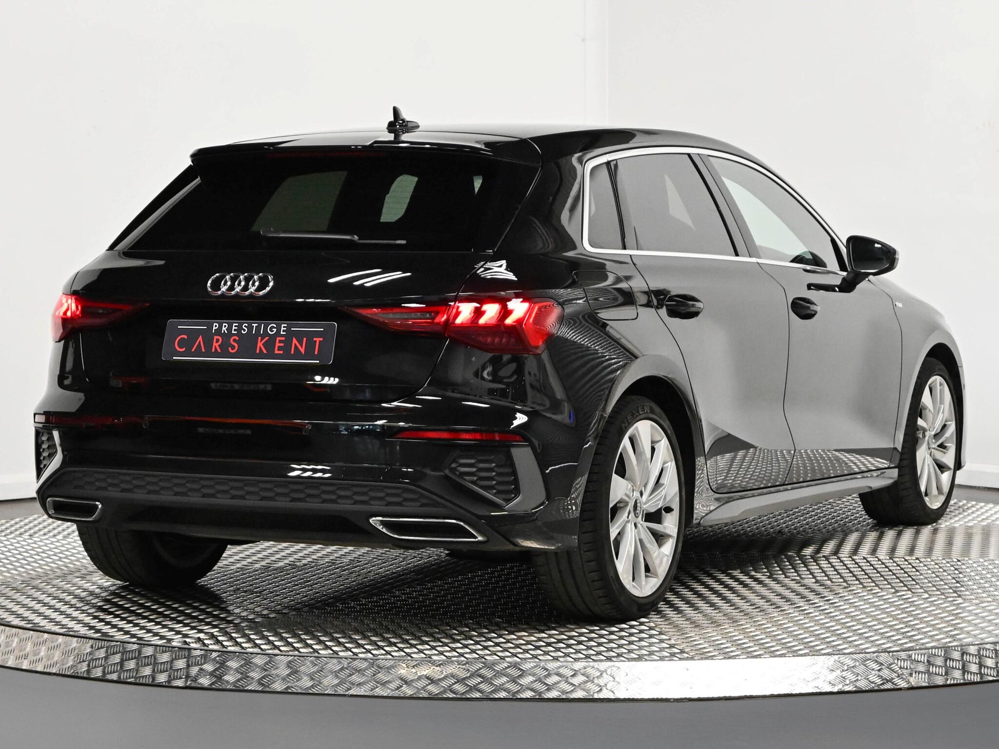 Audi A3 view 24