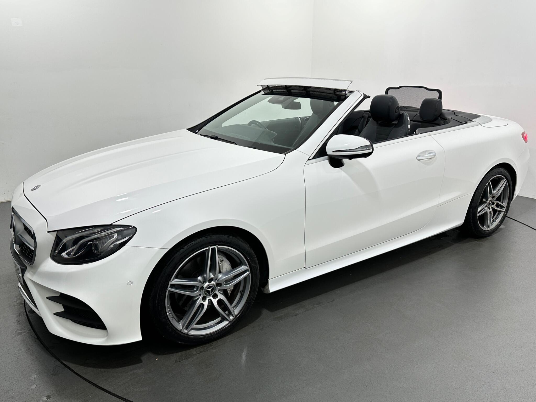 Mercedes-Benz E-Class view 53