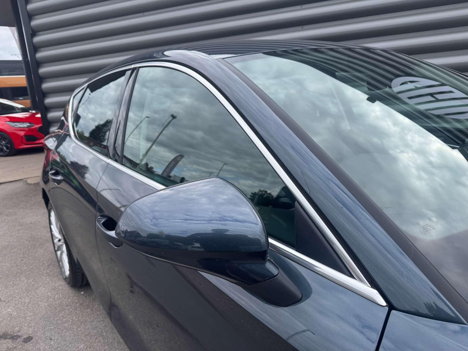 Seat Leon Leon view 10