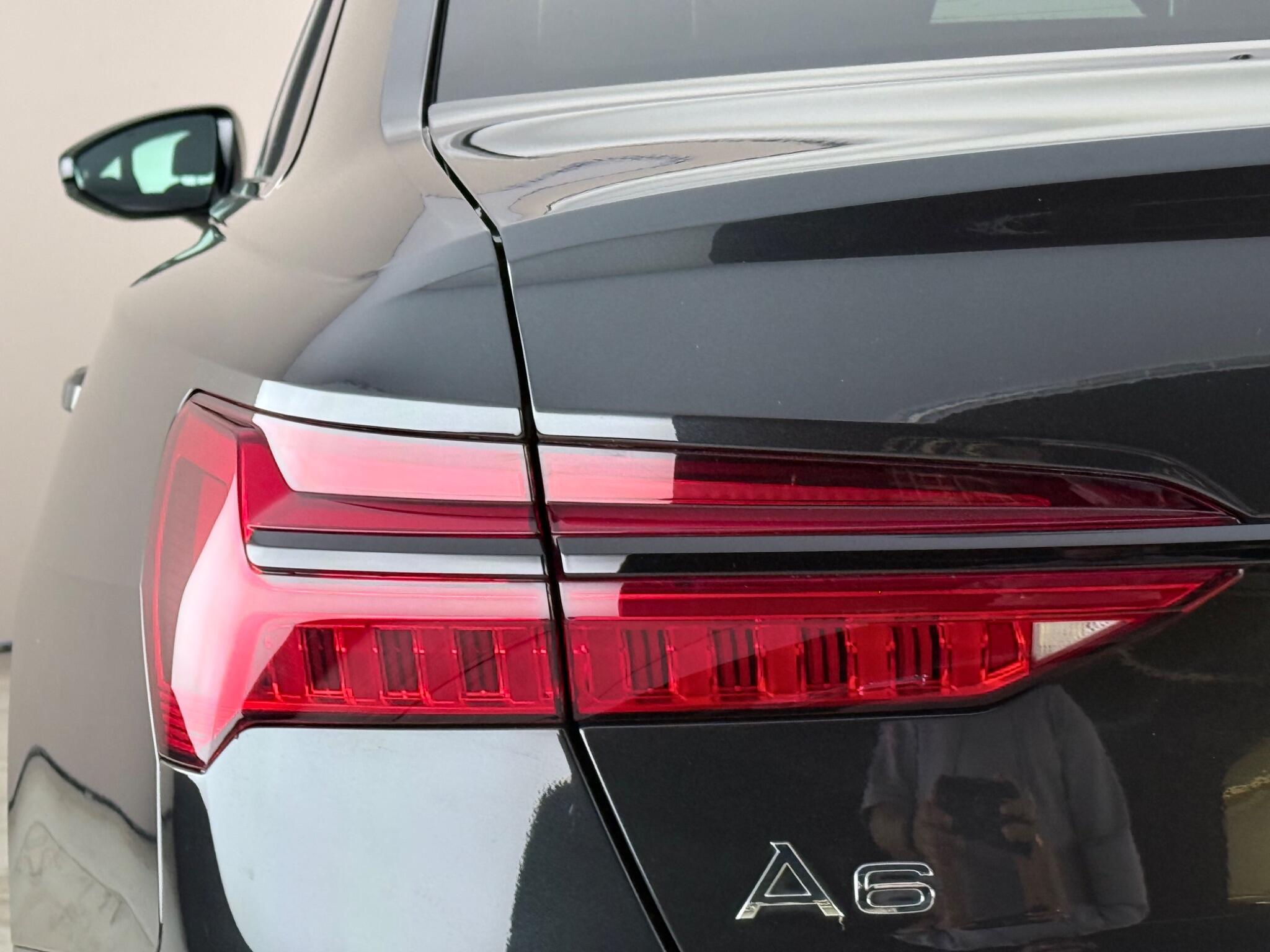 Audi A6 view 10
