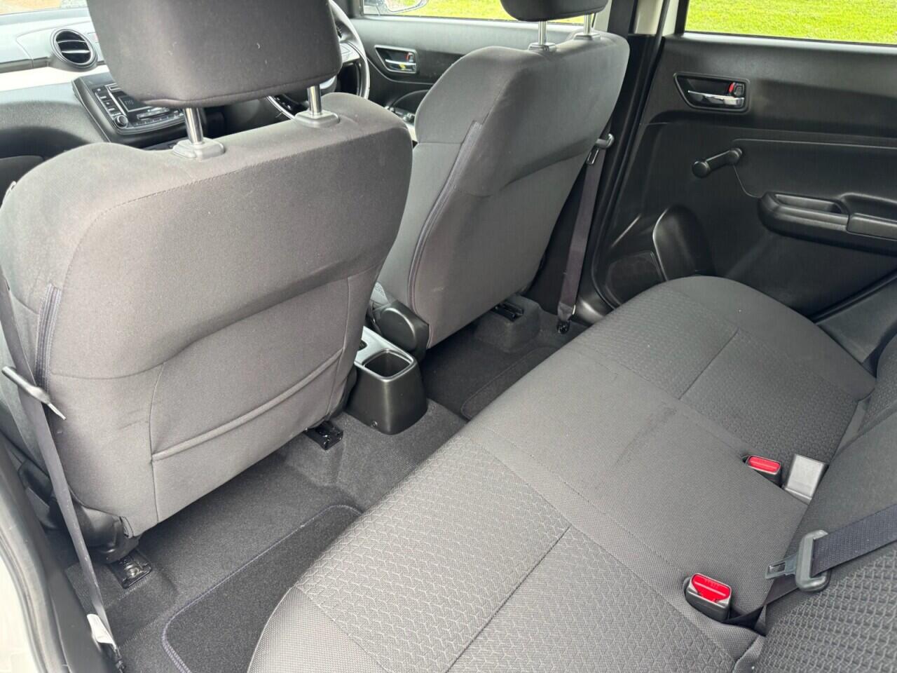 Suzuki Swift view 18