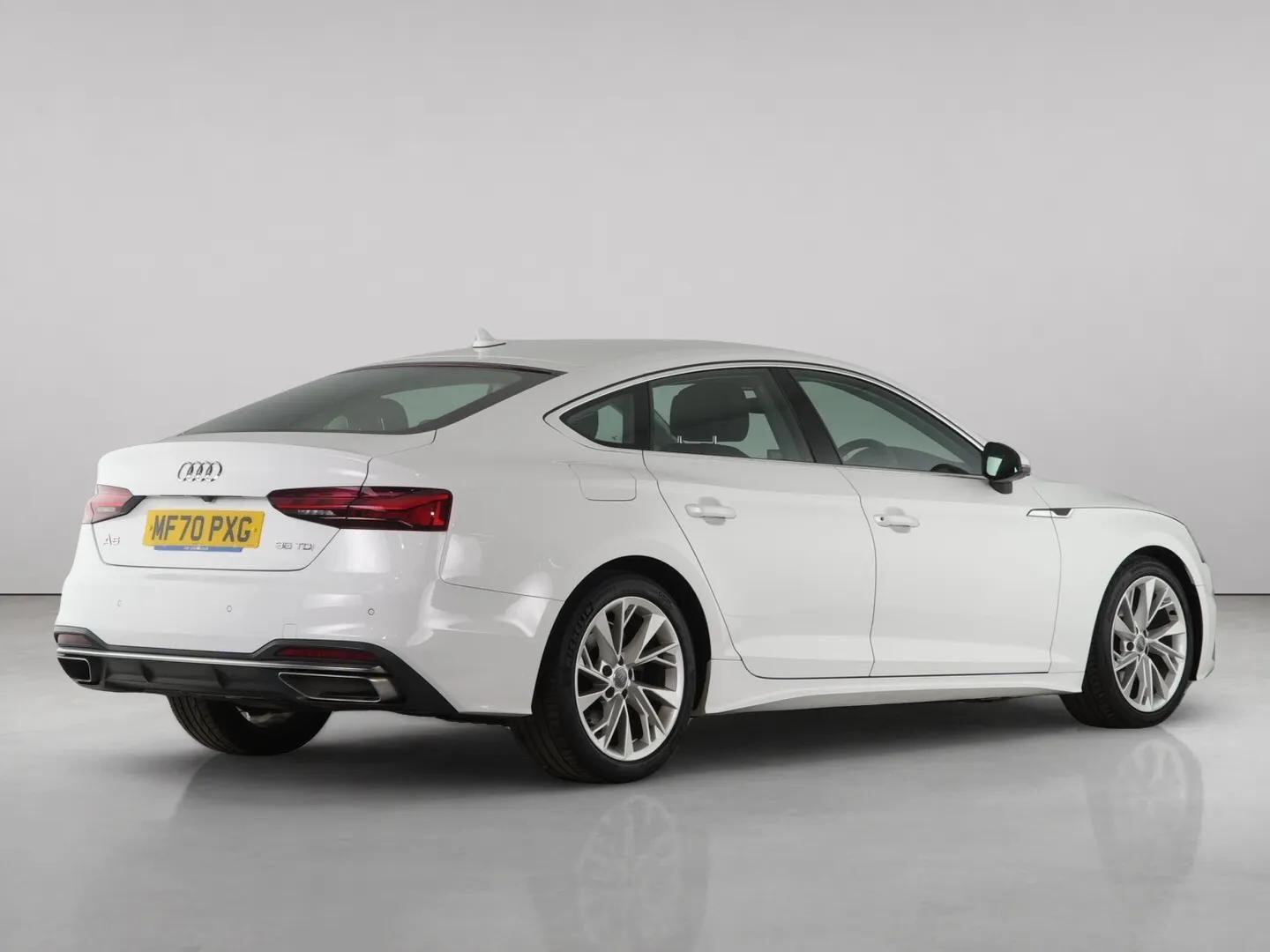 Audi A5 view 8