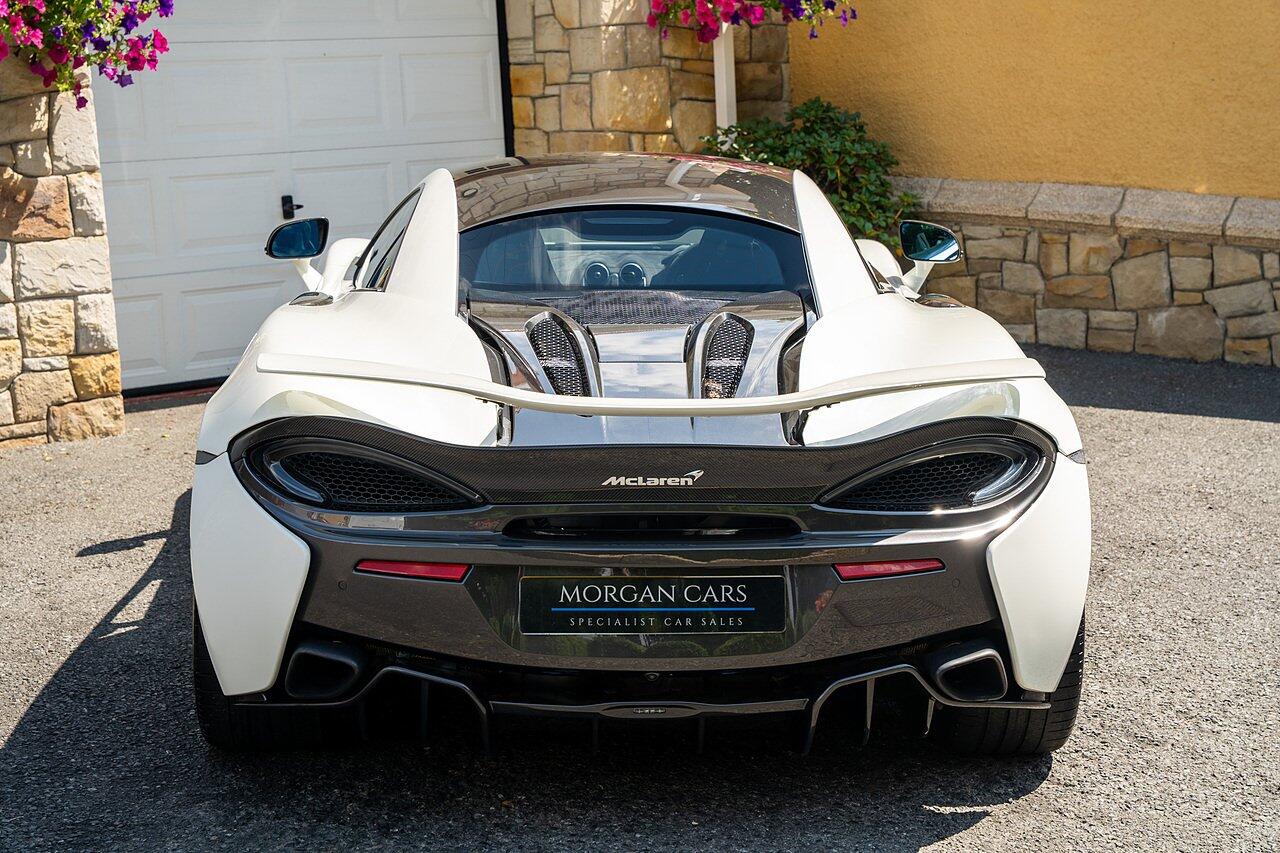 McLaren 570S view 22