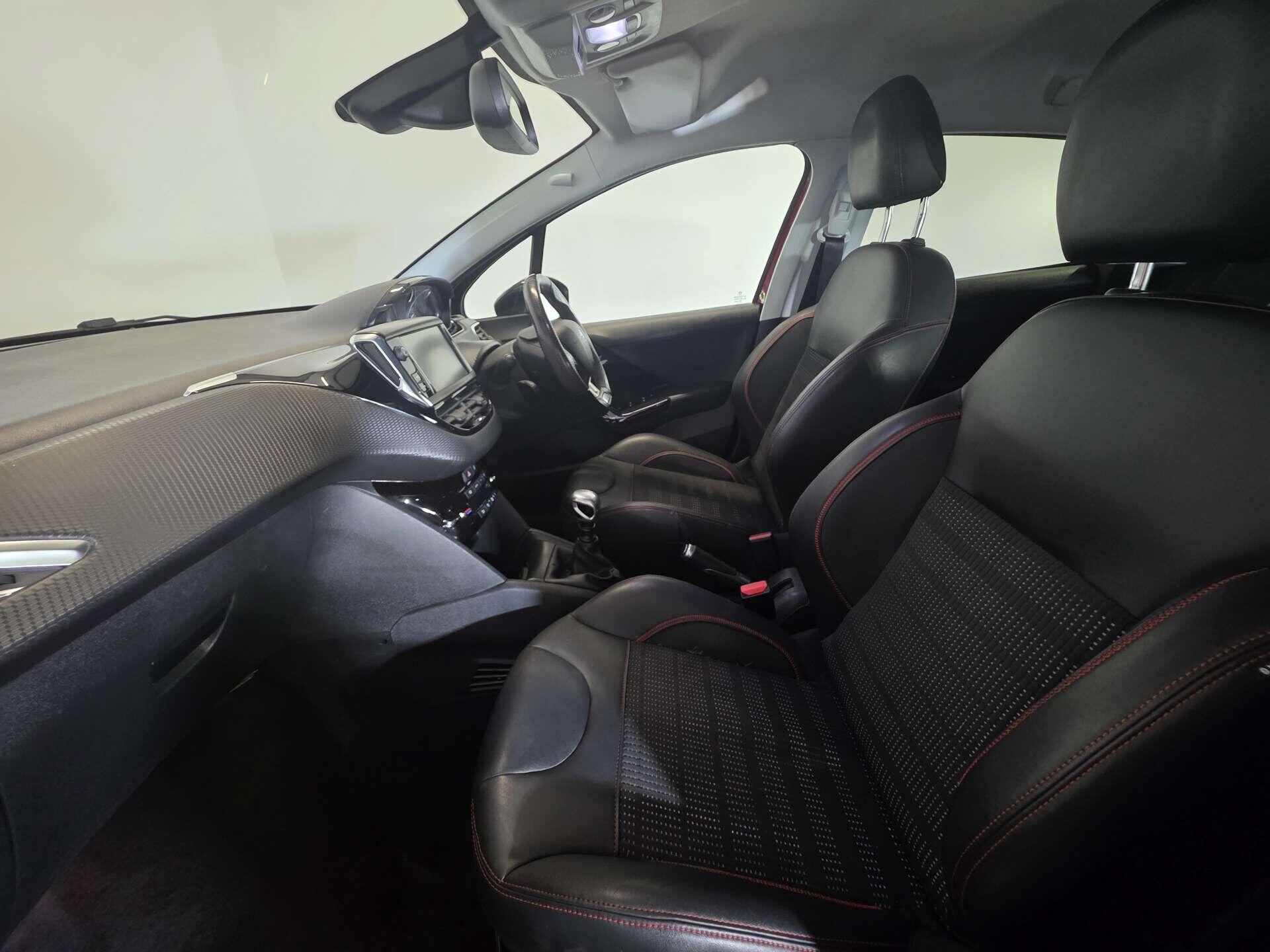 Peugeot 208 view 50