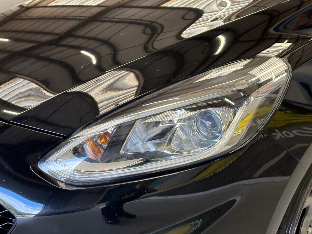 Ford Fiesta view 41