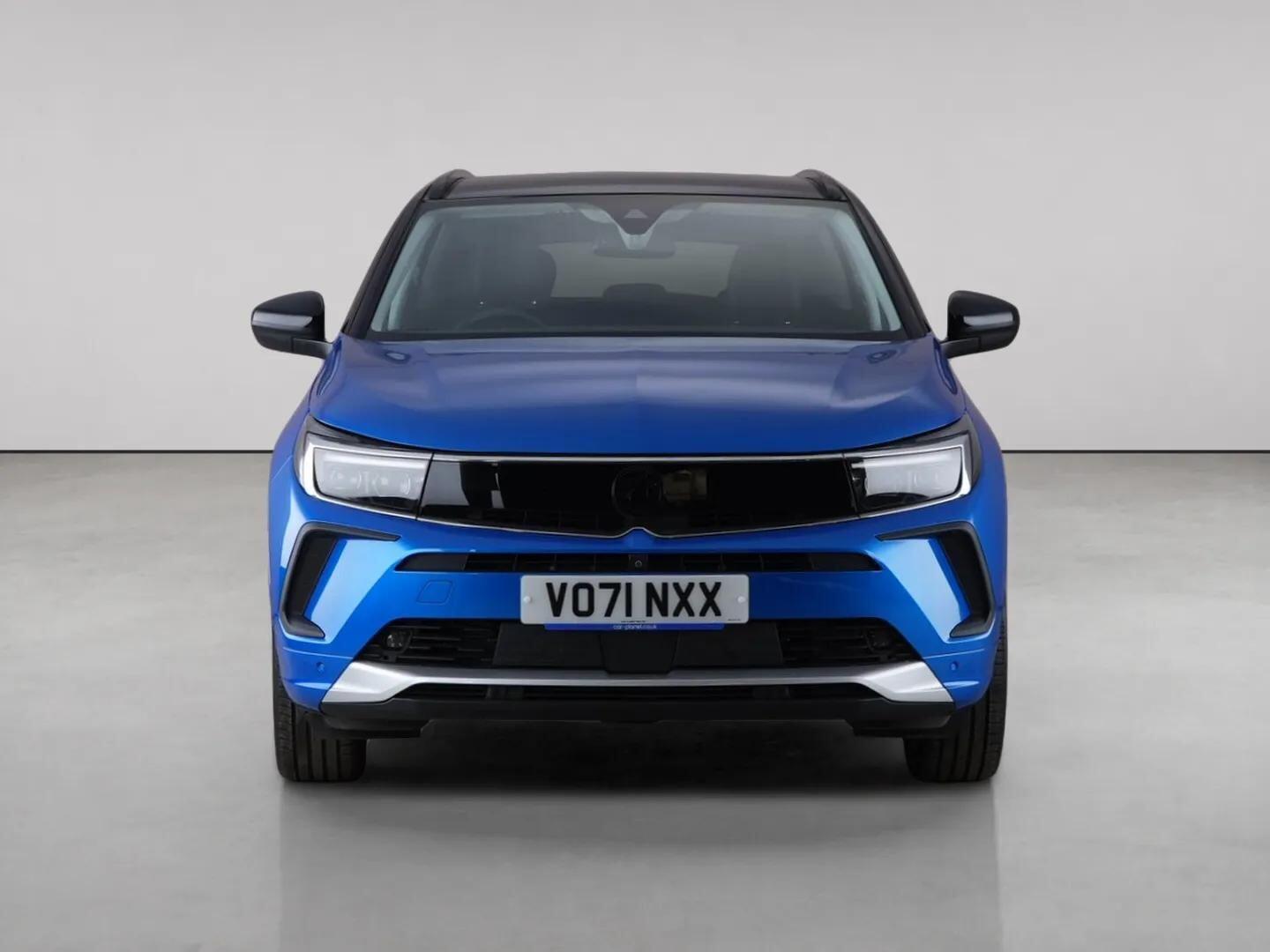 Vauxhall Grandland X view 5