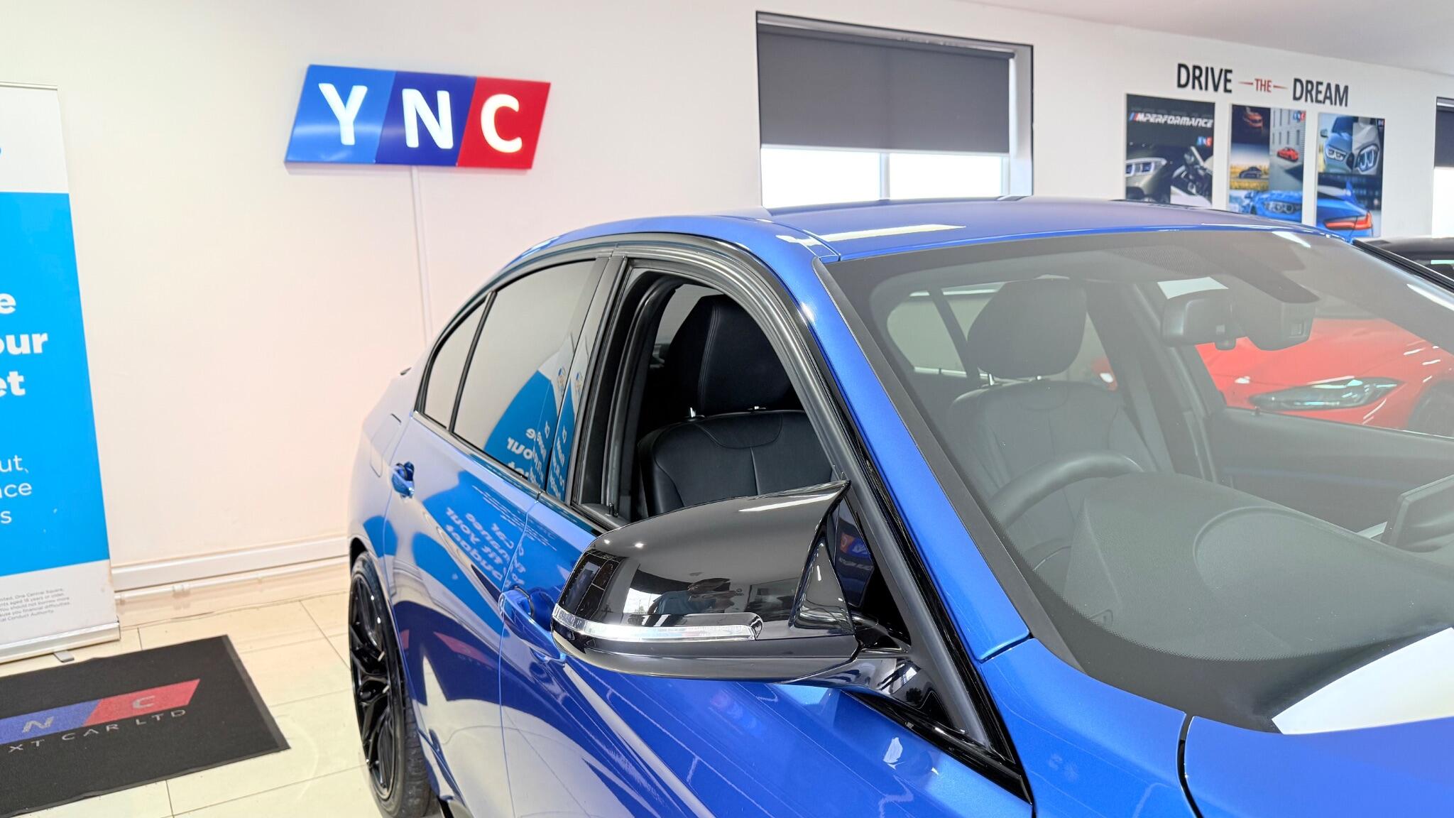 BMW 3 Series view 43