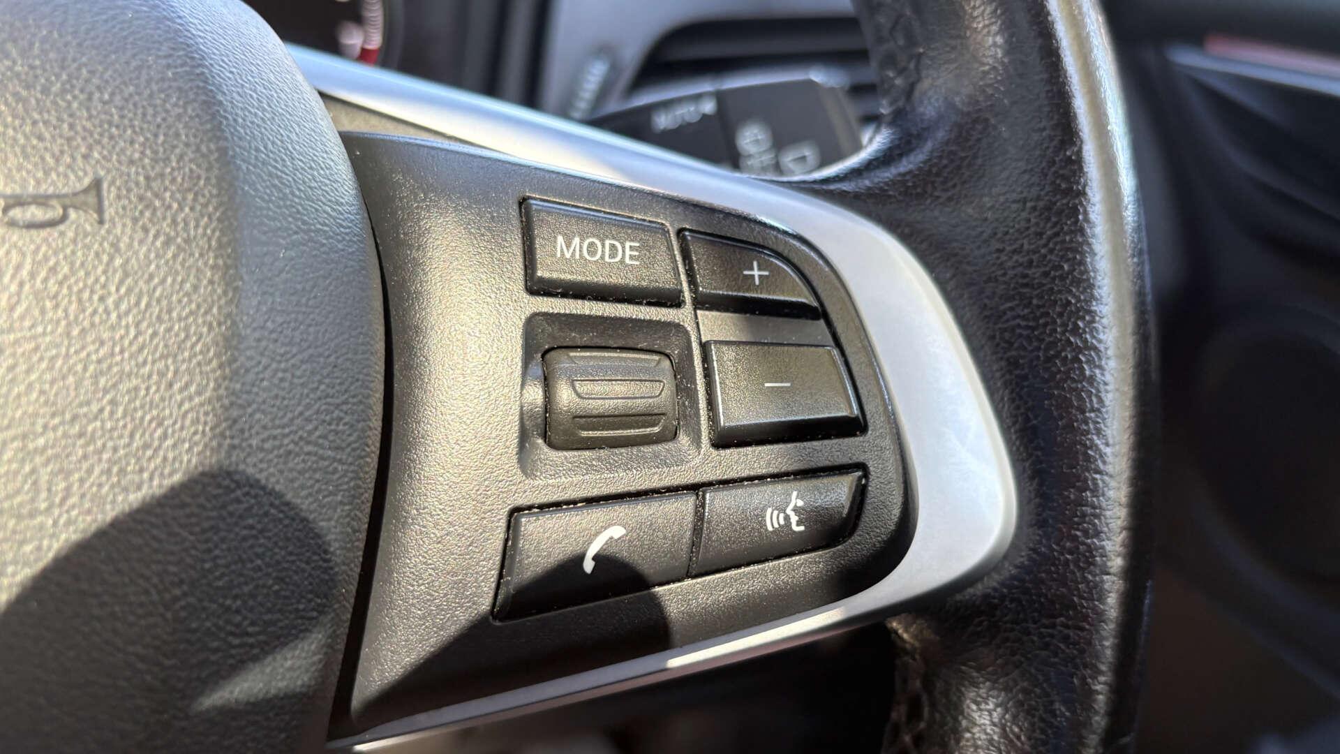BMW 2 Series view 19