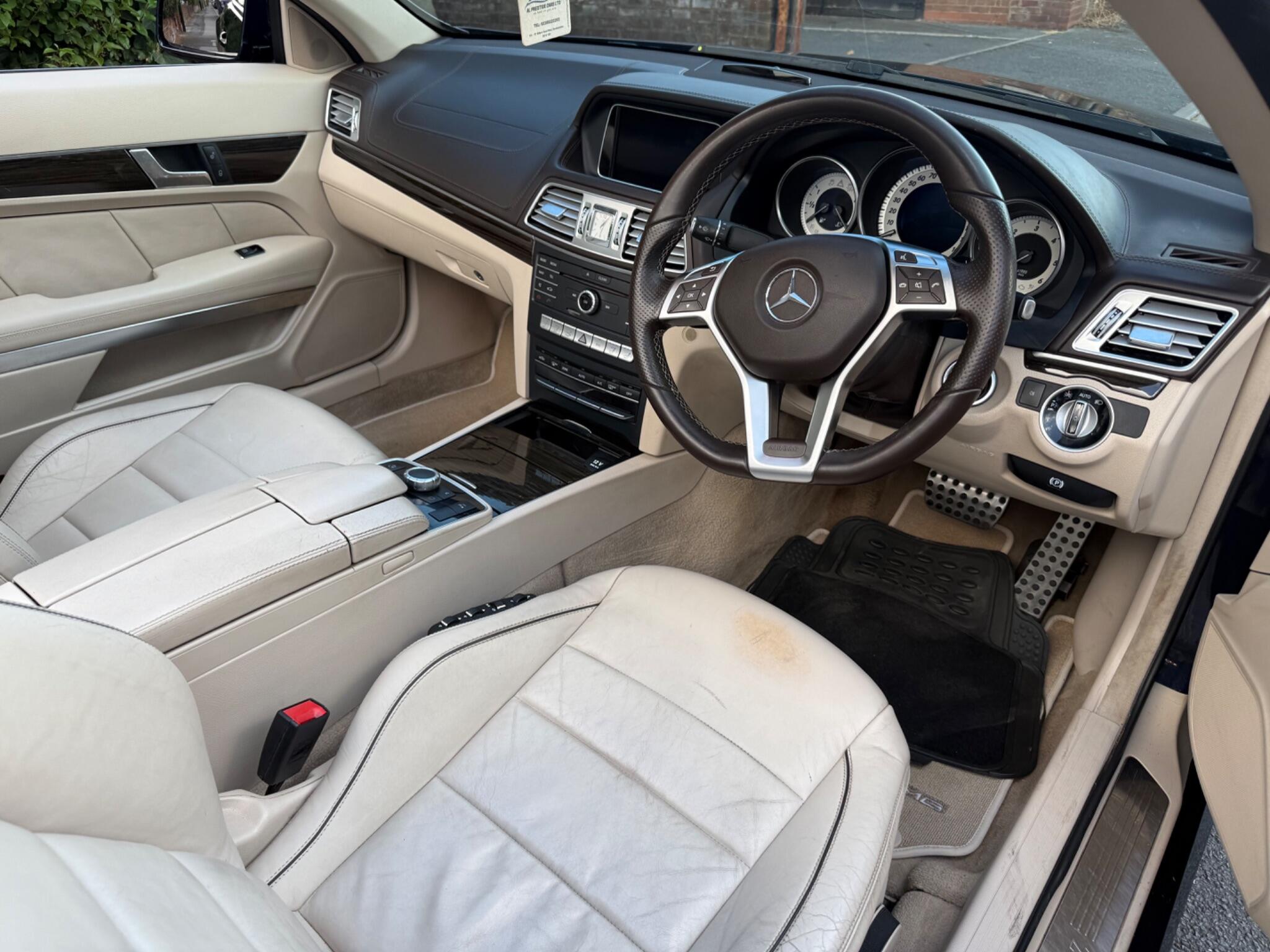 Mercedes-Benz E Class view 26