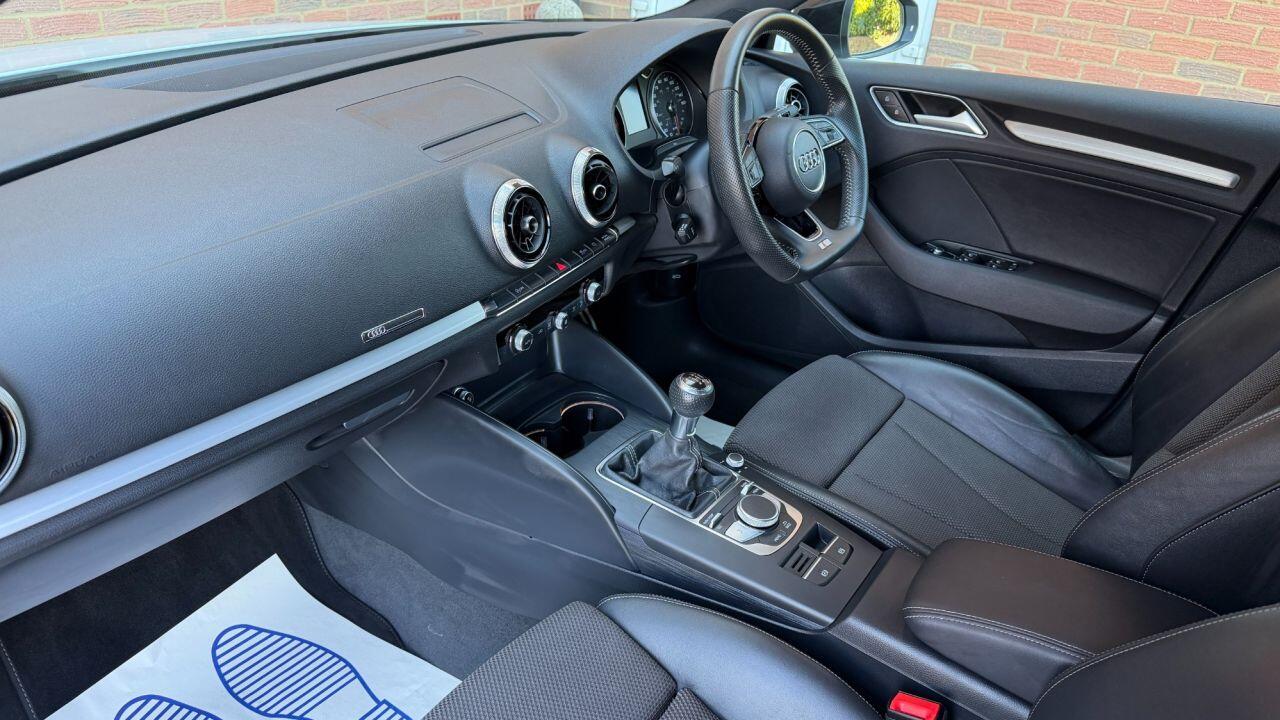 Audi A3 view 8