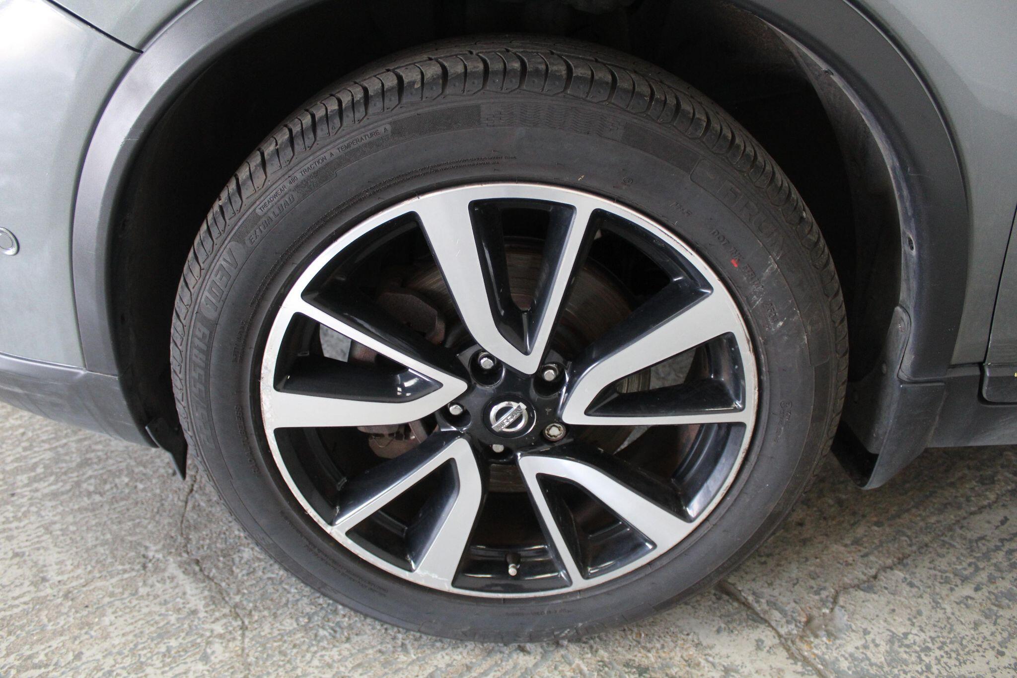 Nissan X-Trail view 60