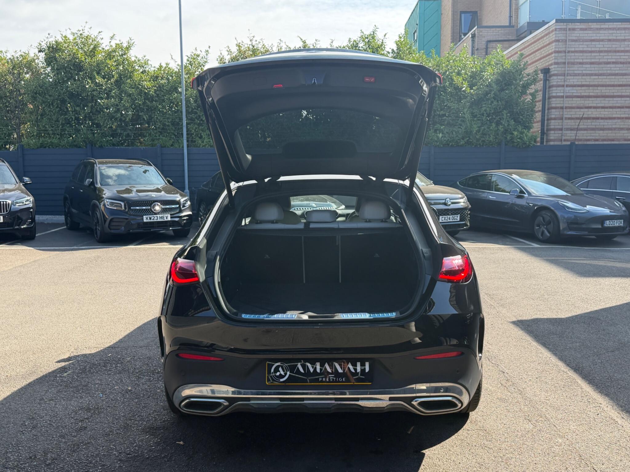 Mercedes-Benz GLC view 26