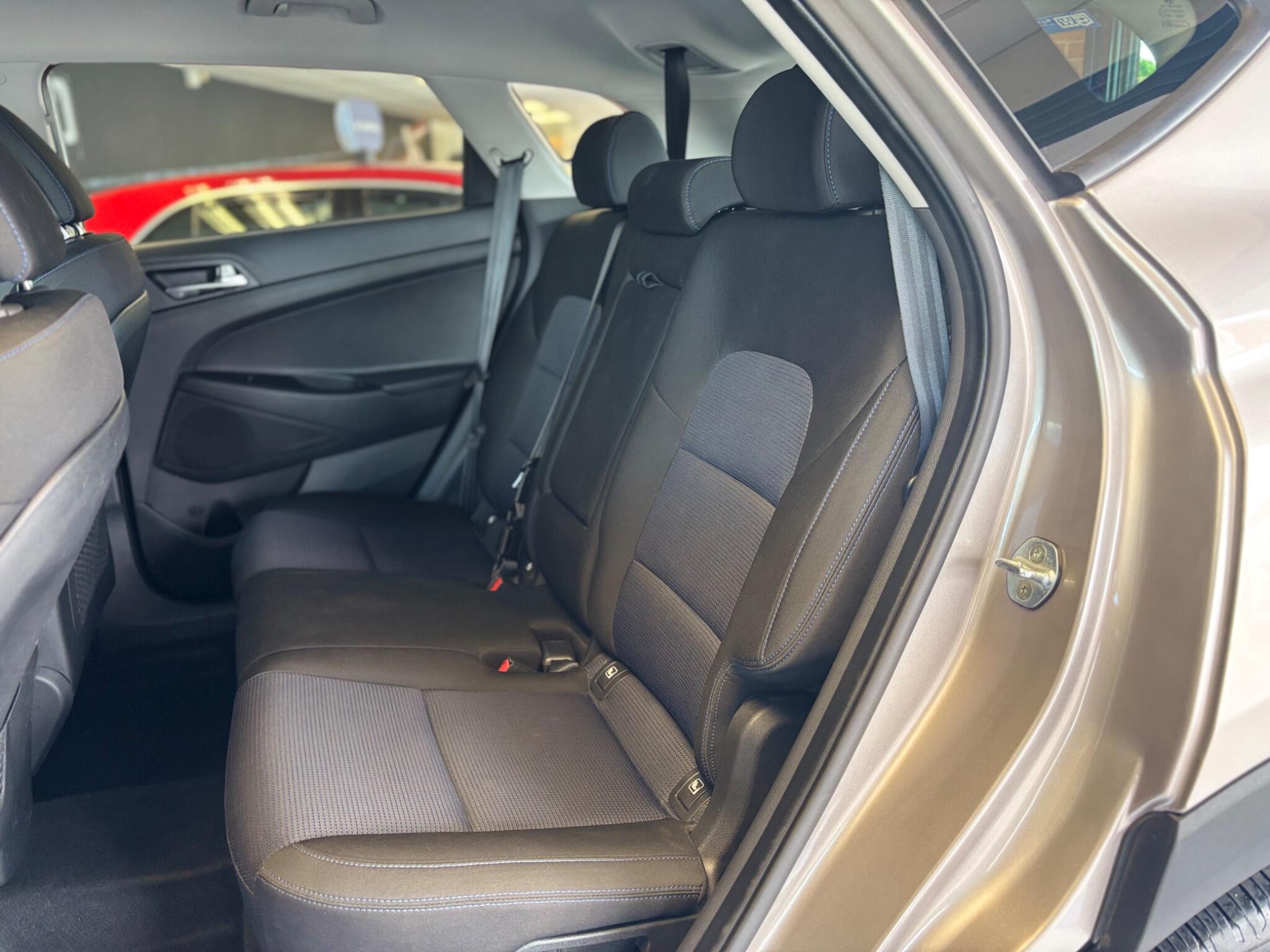 Hyundai Tucson view 14