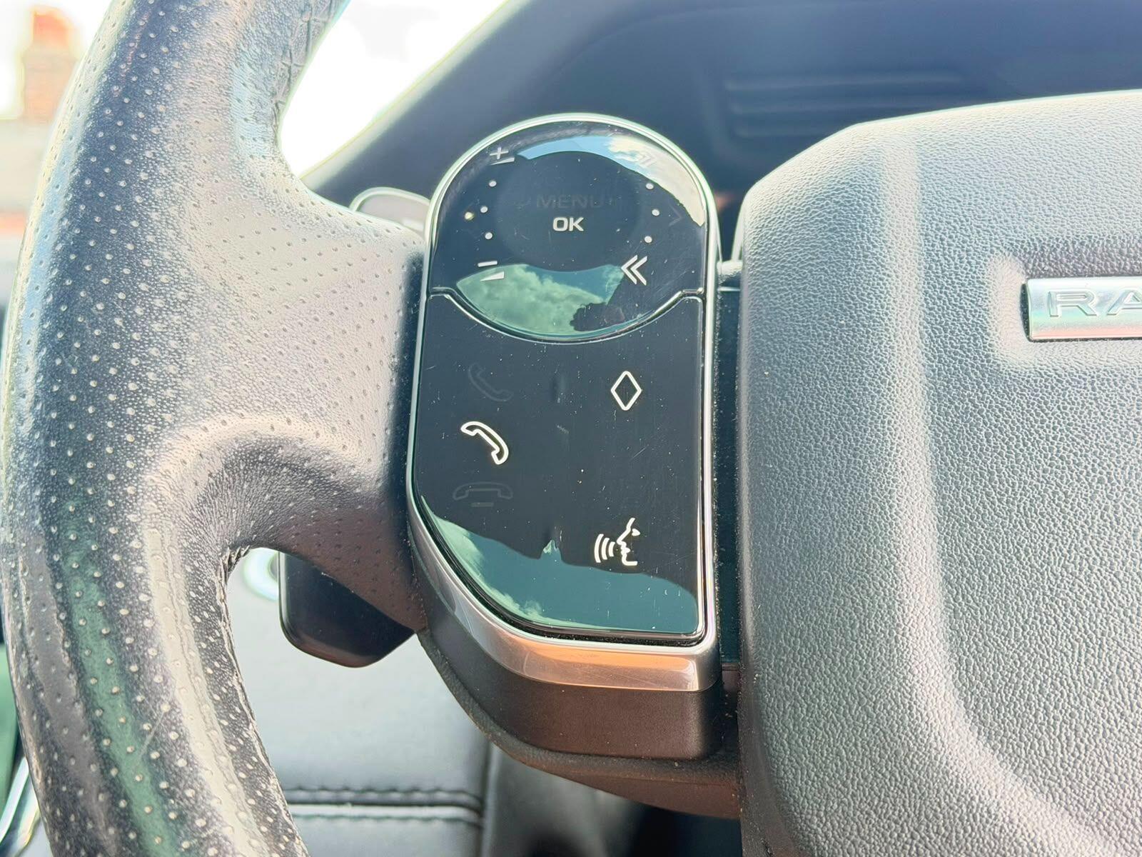 Land Rover Range Rover Evoque view 21