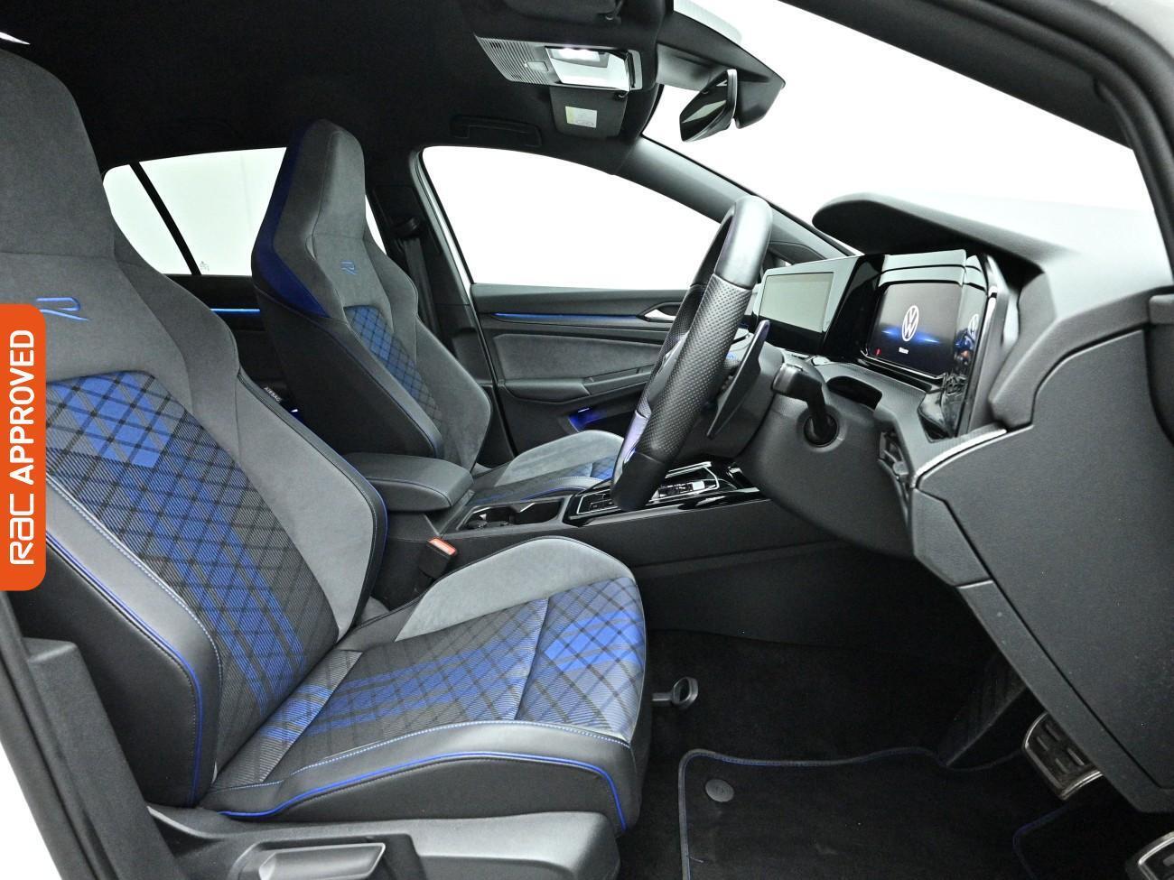 Volkswagen Golf view 12