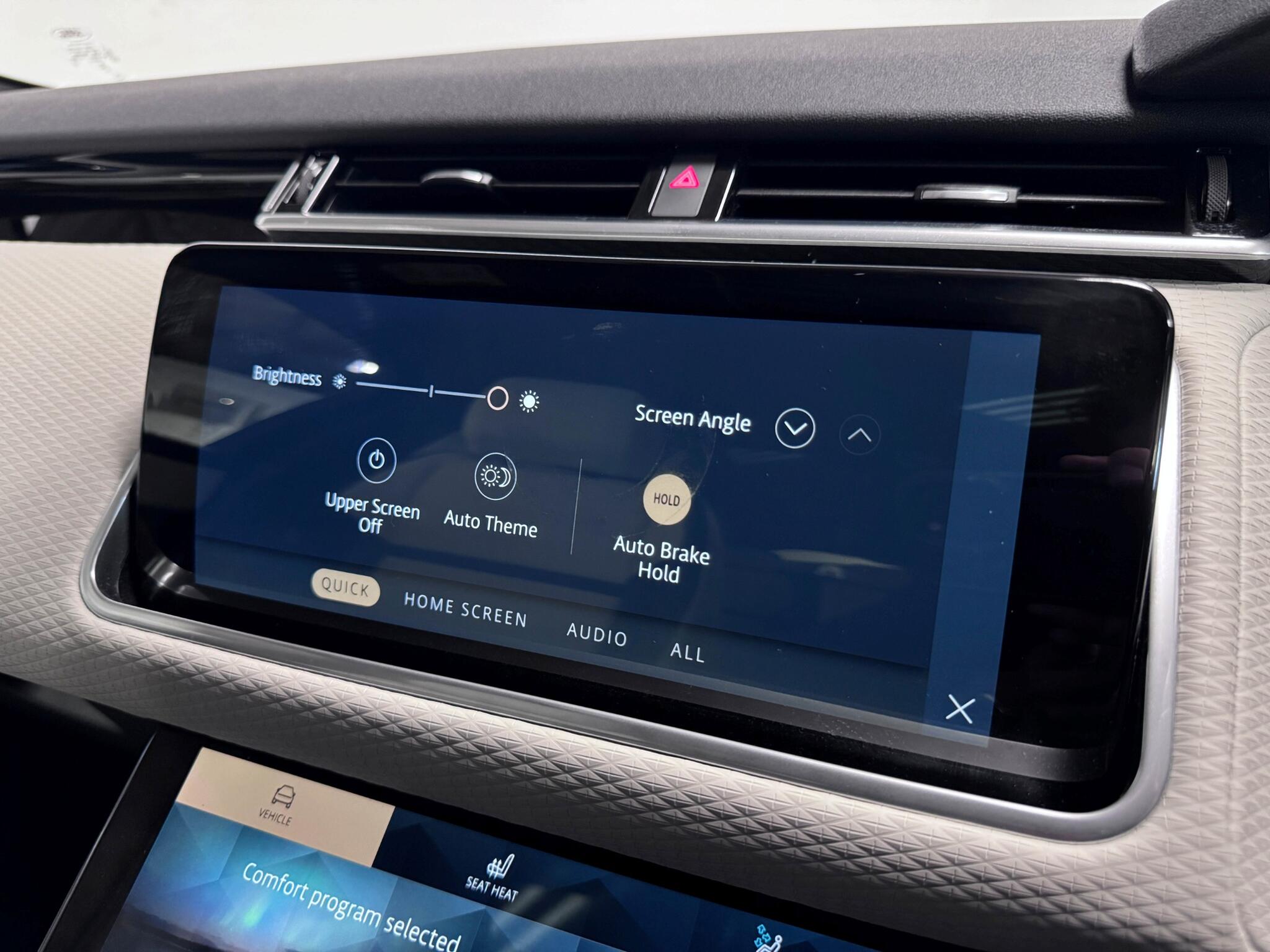Land Rover Range Rover Velar view 50
