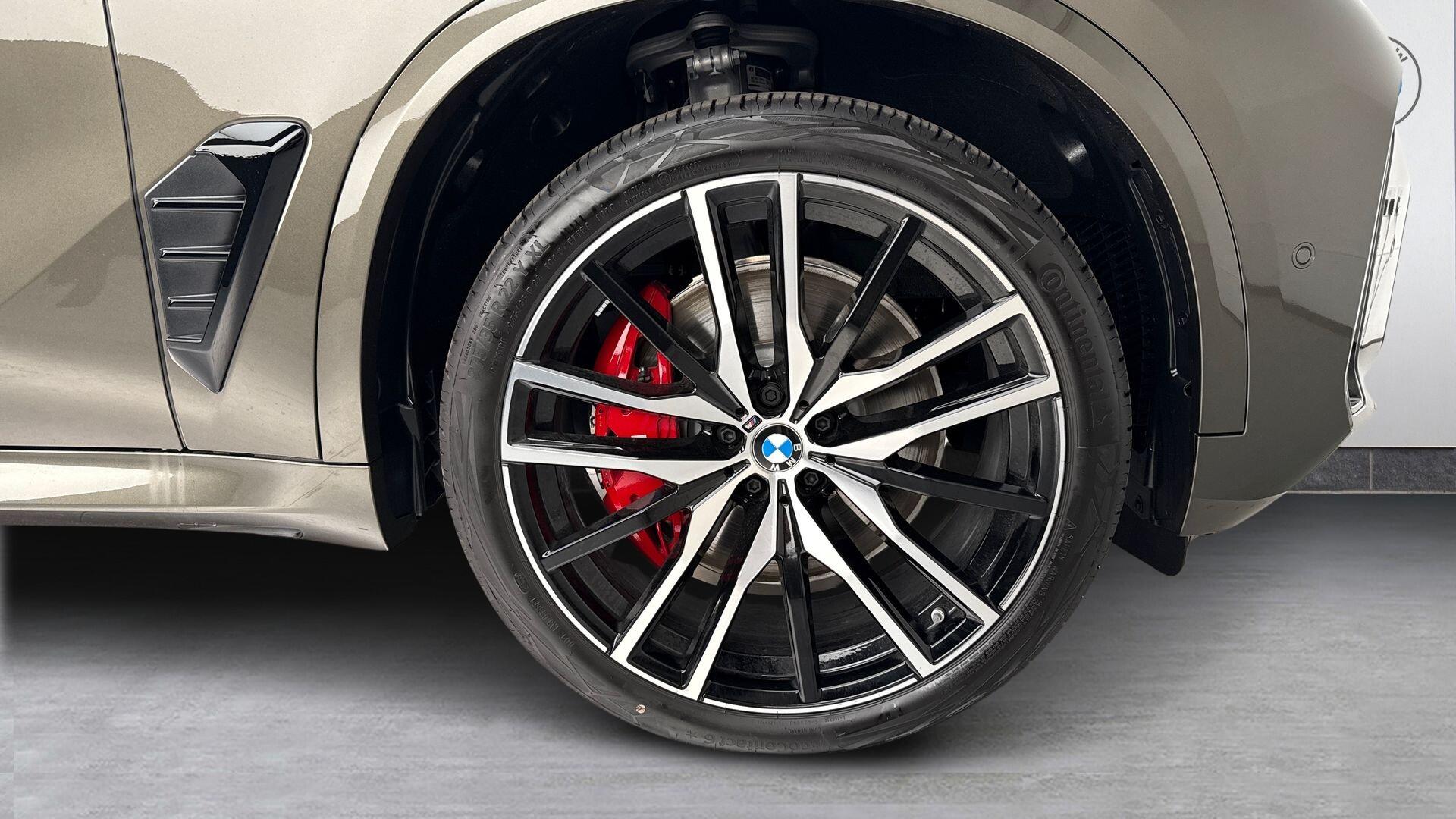 BMW X5 view 14