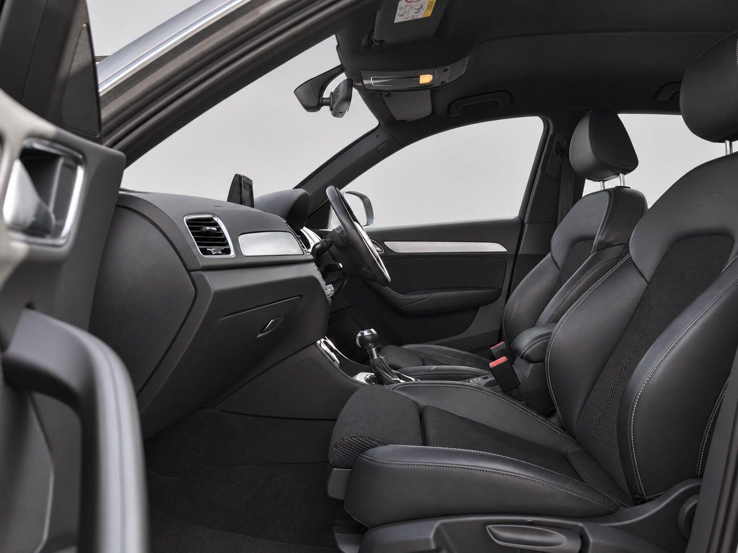 Audi Q3 view 35