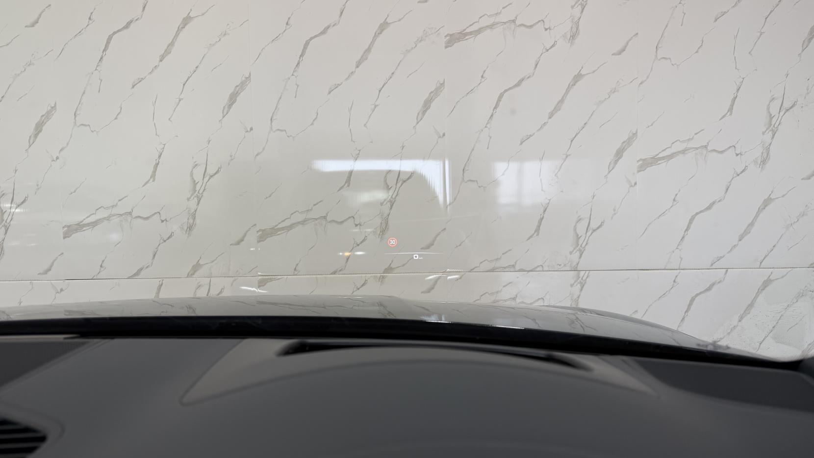Porsche Cayenne view 27