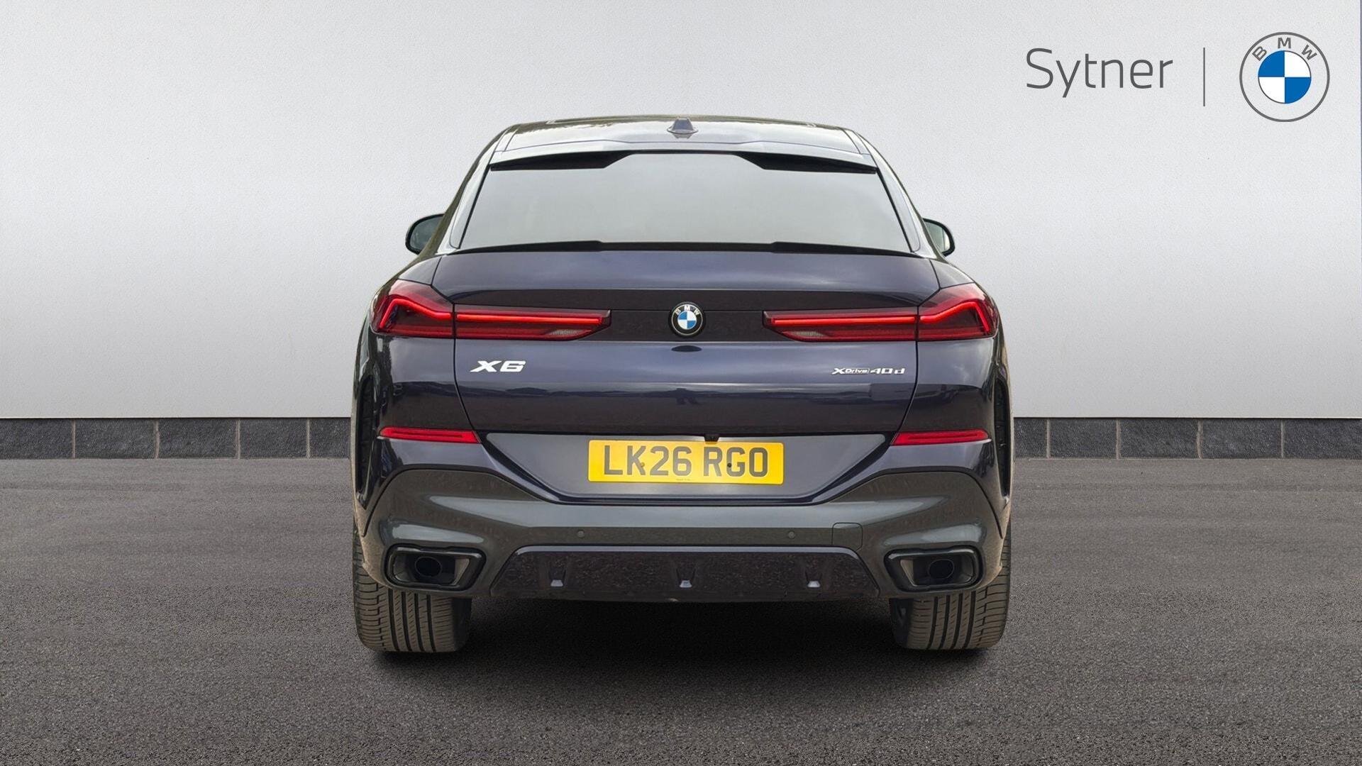 BMW X6 view 15