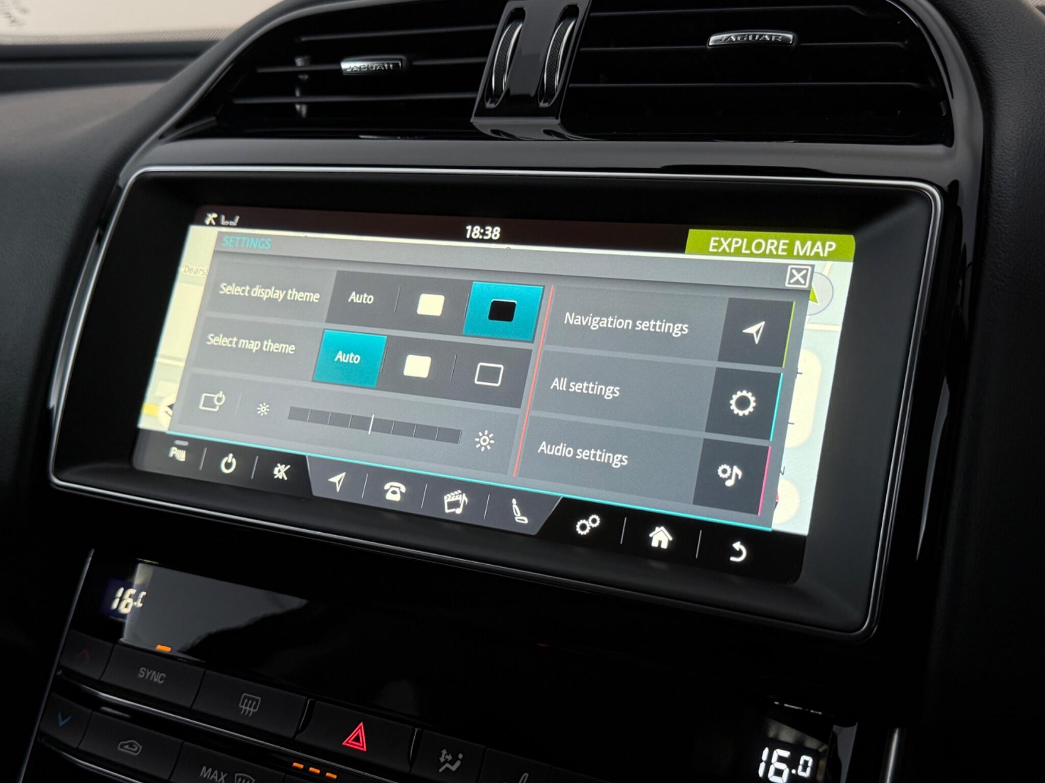 Jaguar Xe view 25