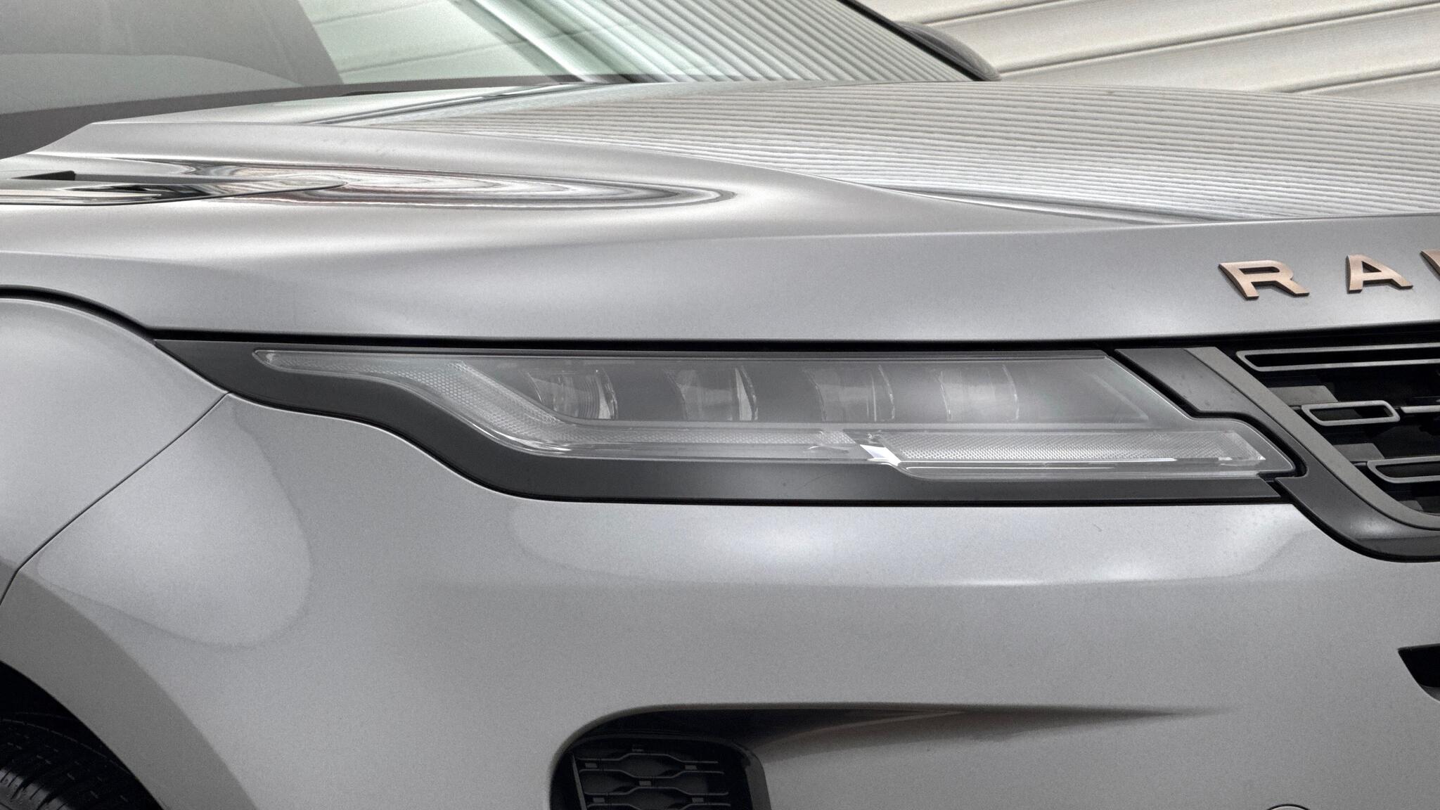 Land Rover Range Rover Evoque view 17