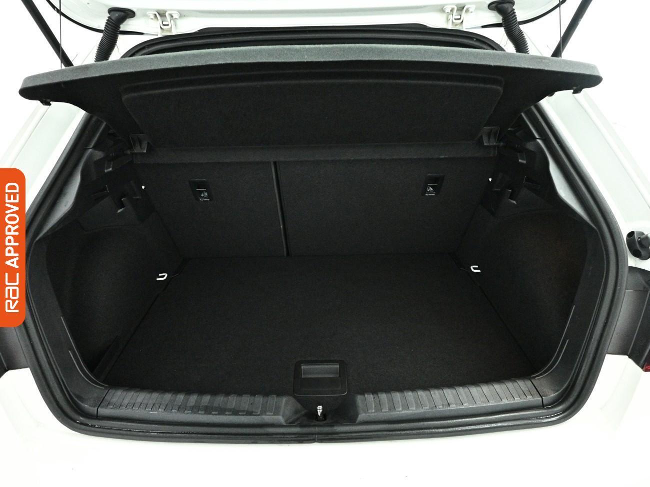 Audi A1 view 24