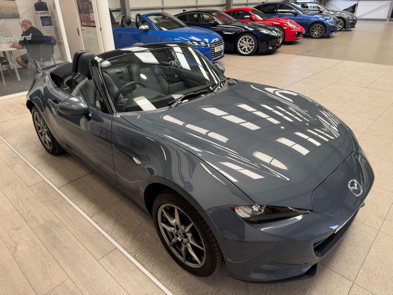Mazda Skyactiv-G view 5