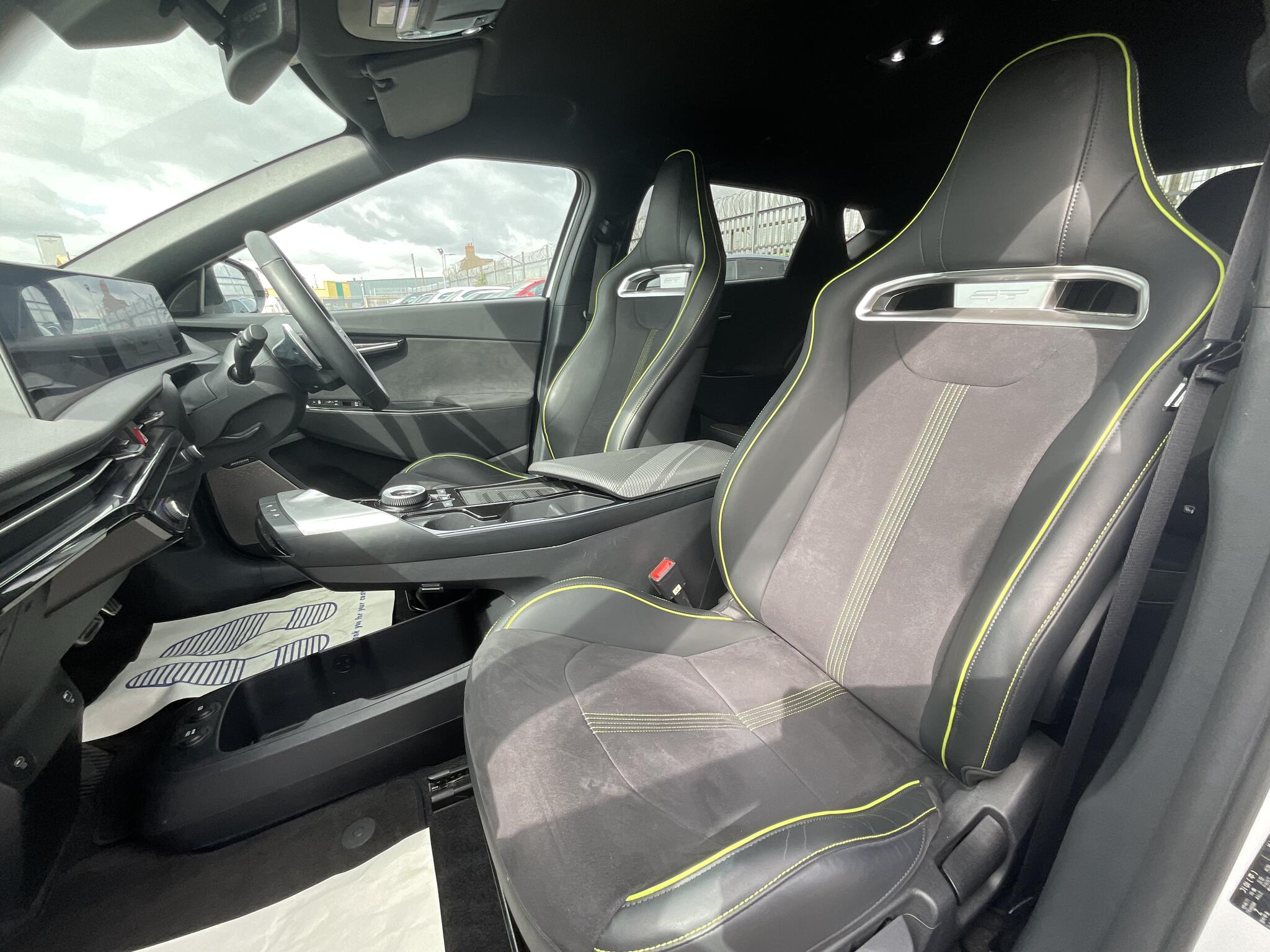 Kia Ev6 view 18
