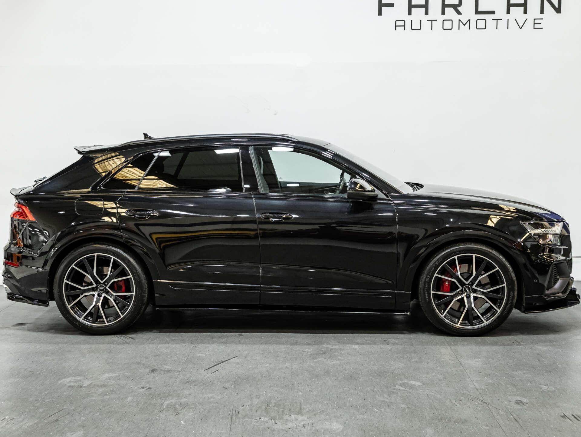 Audi SQ8 view 95