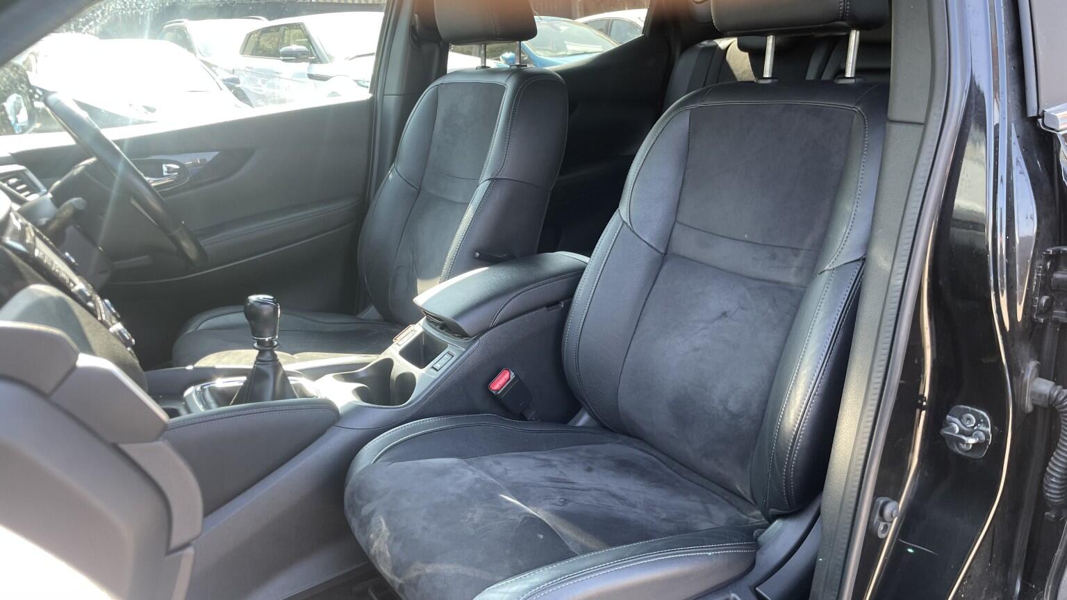 Nissan Qashqai view 18
