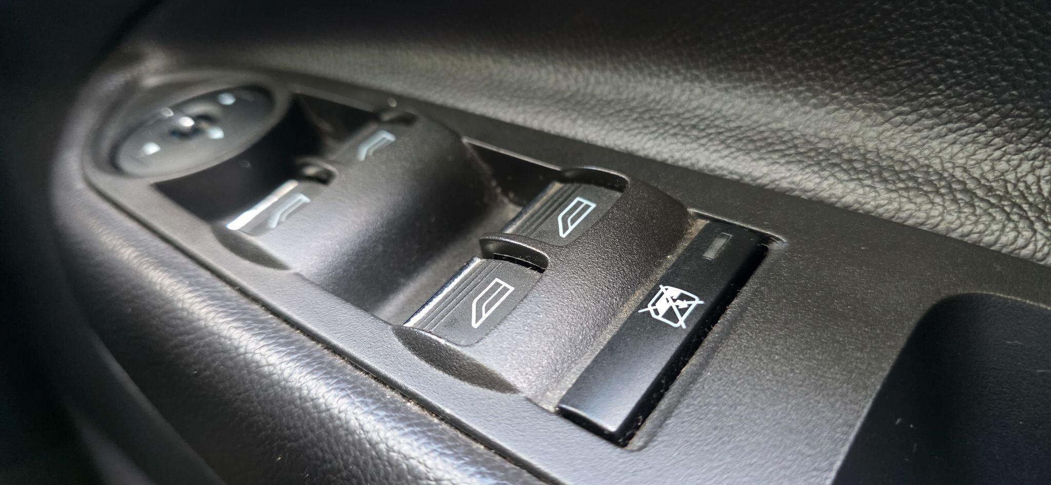 Ford Kuga view 36