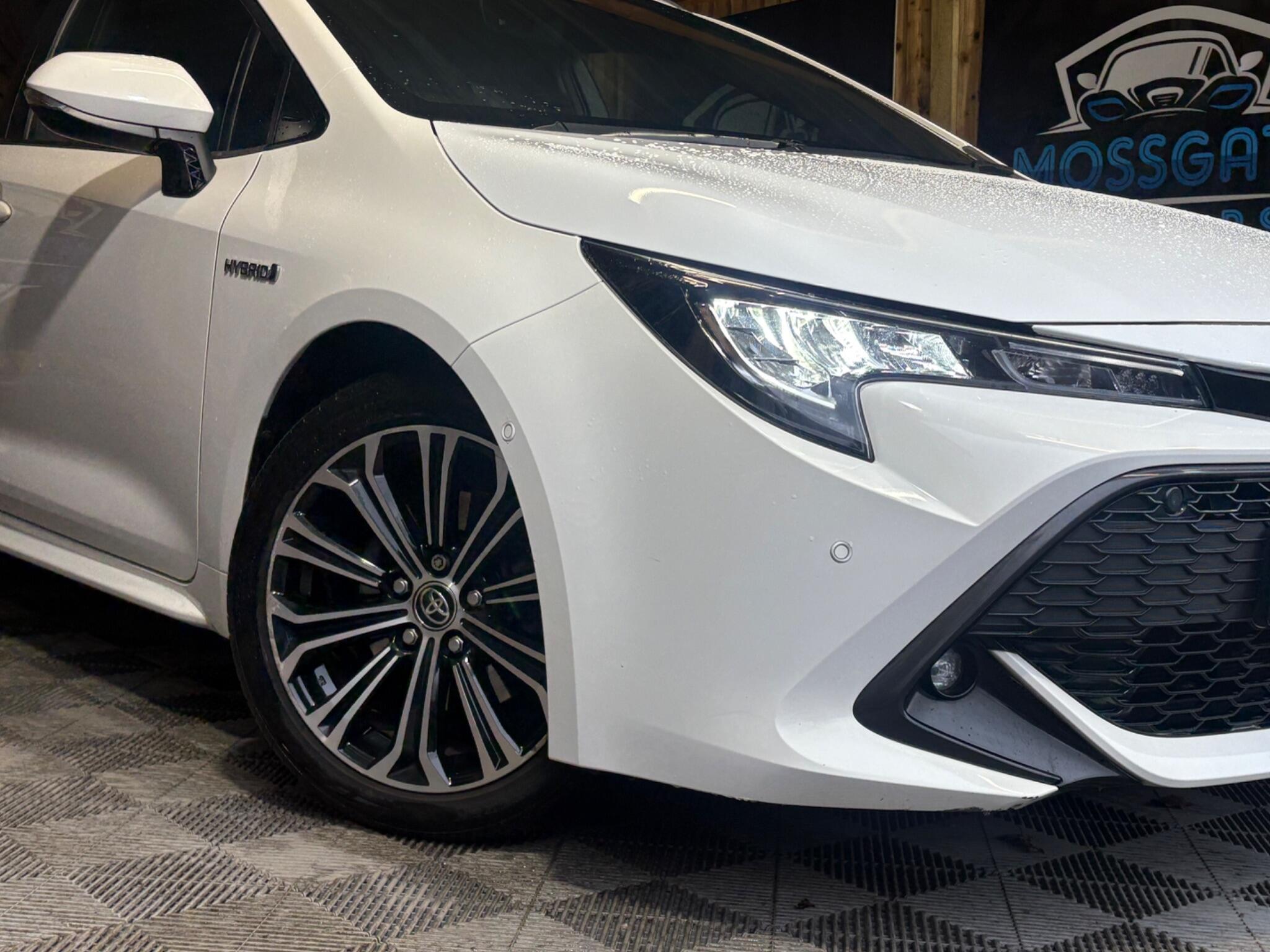 Toyota Corolla view 2
