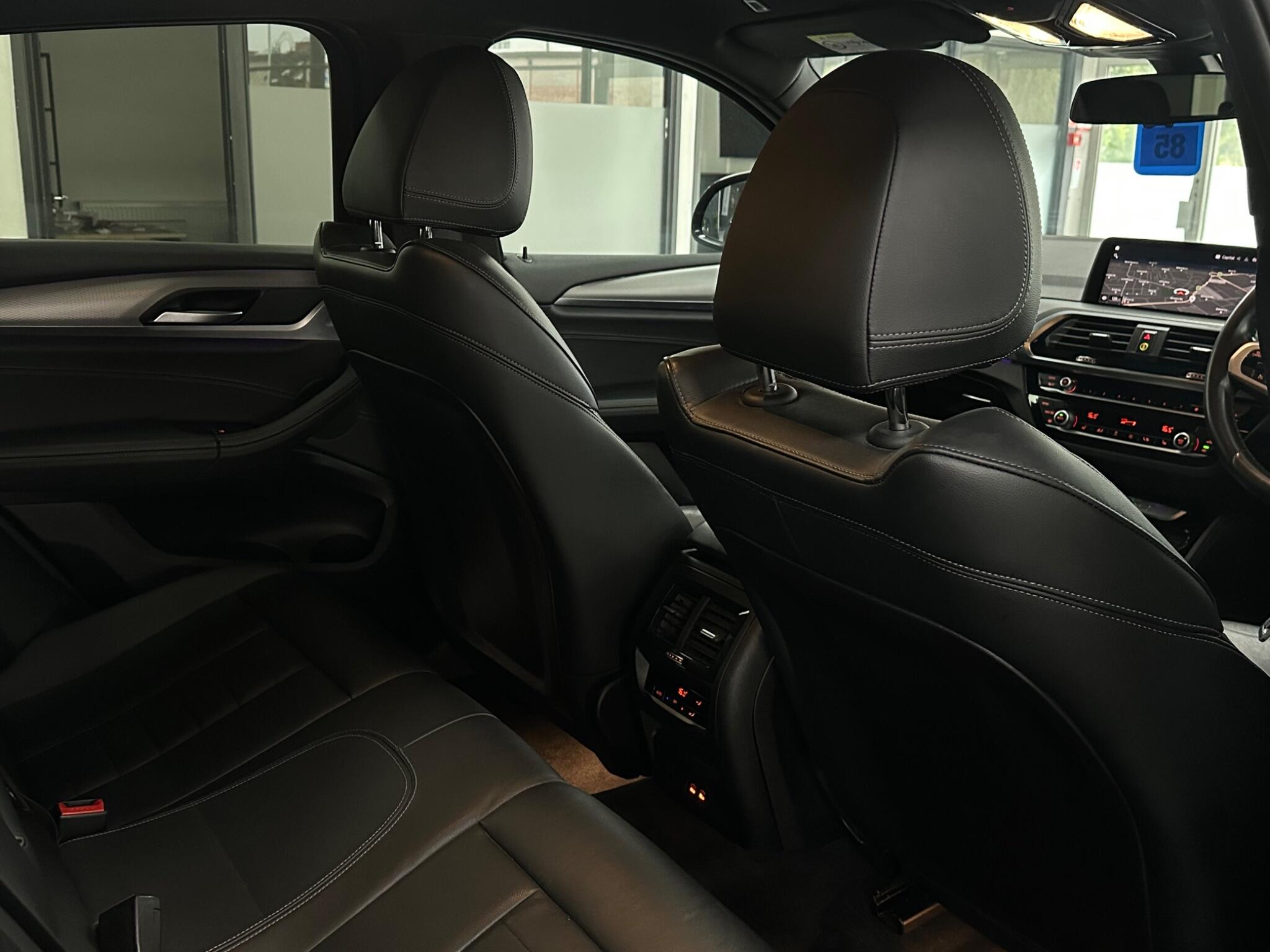 BMW X4 view 33