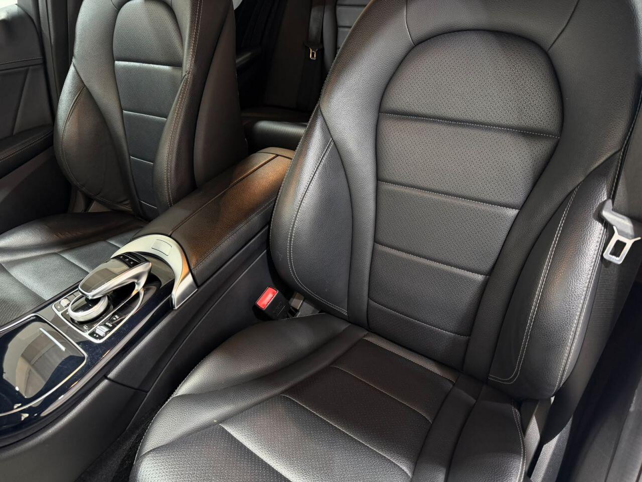 Mercedes-Benz C-Class view 15