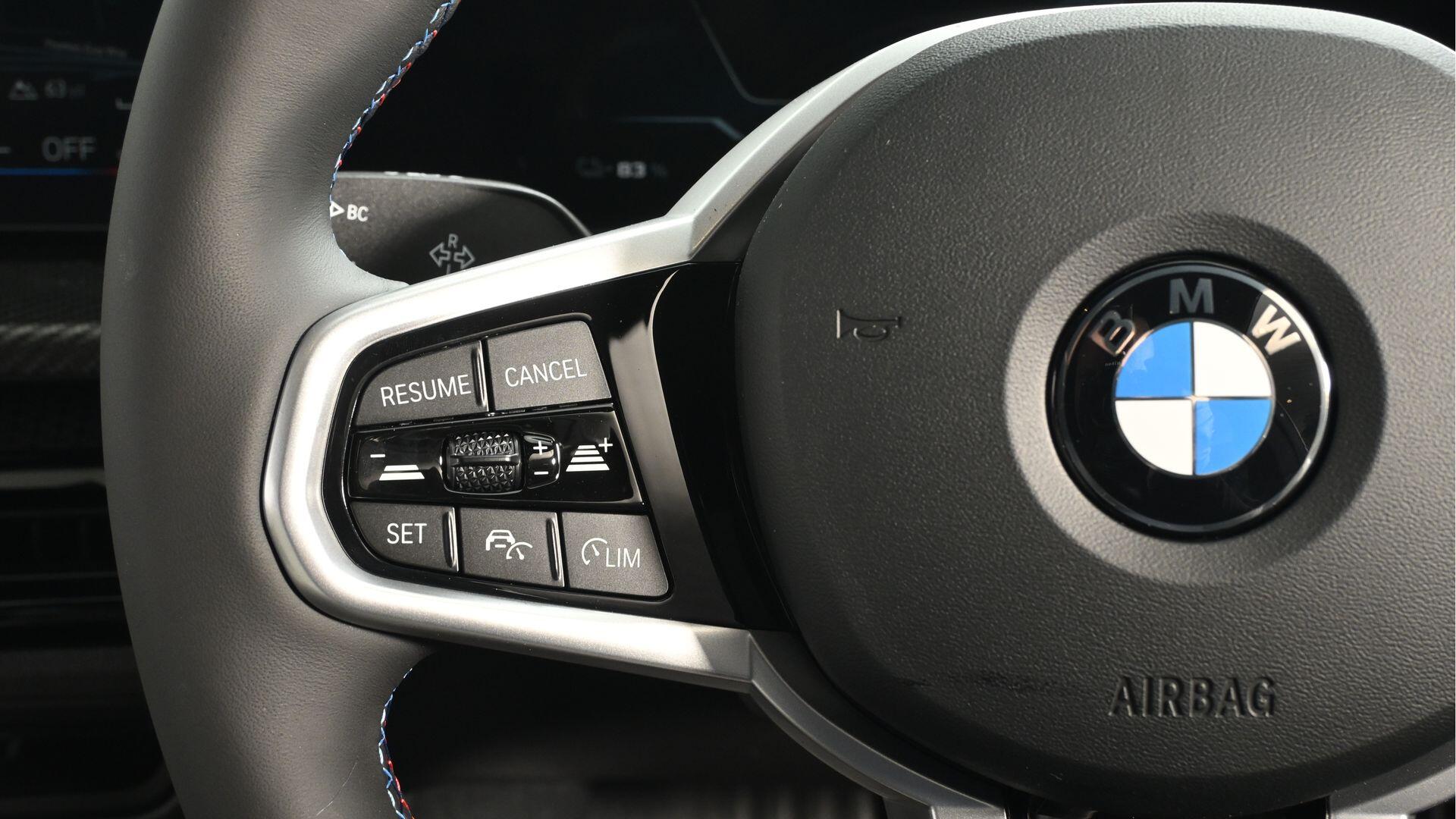 BMW i4 view 17
