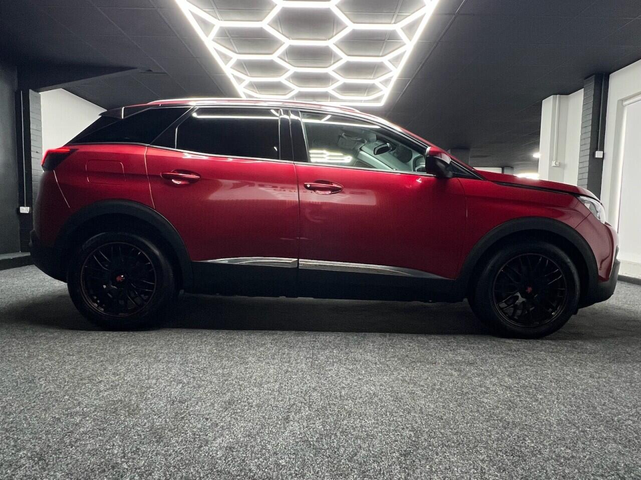 Peugeot 3008 view 15