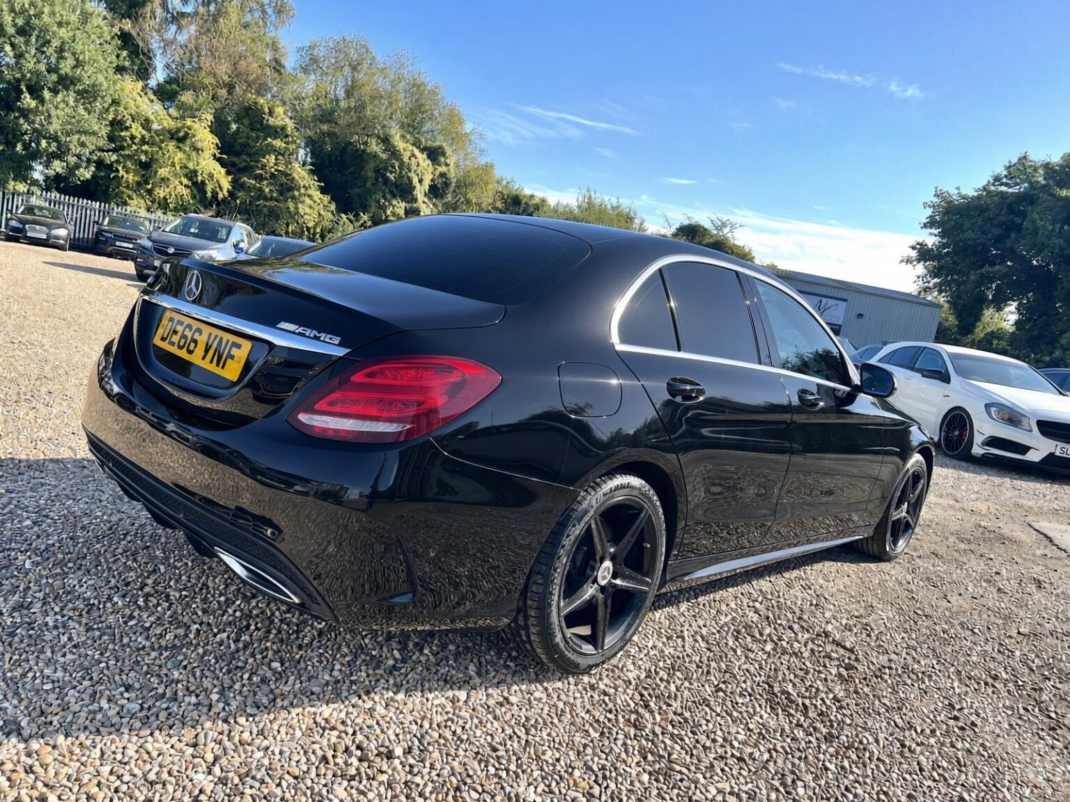 Mercedes-Benz C-Class view 3