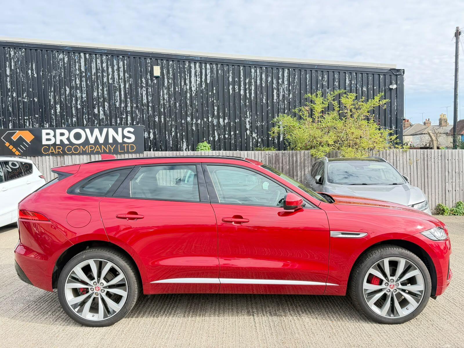 Jaguar F-Pace view 11