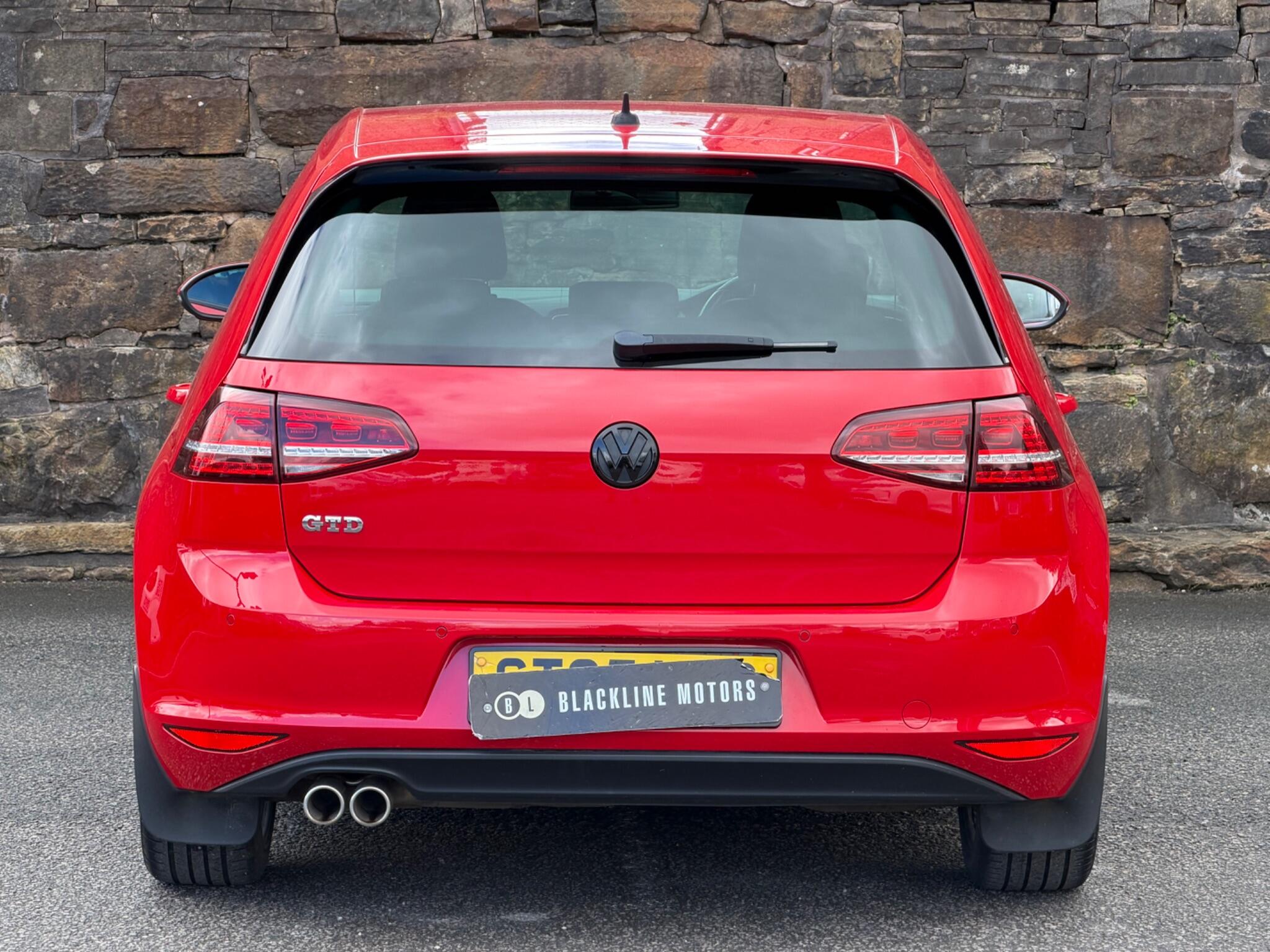 Volkswagen Golf view 6