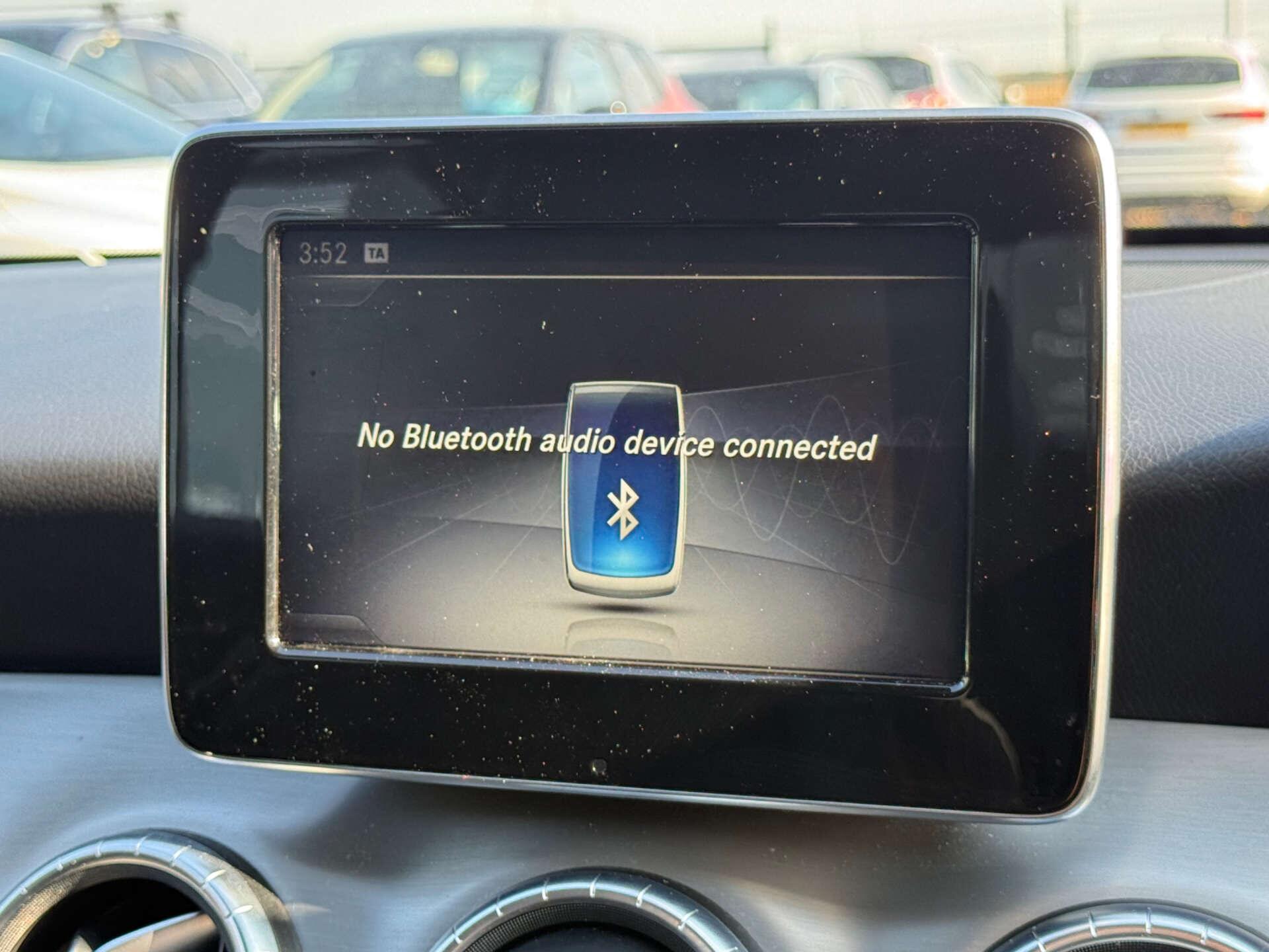 Mercedes-Benz CLA view 52