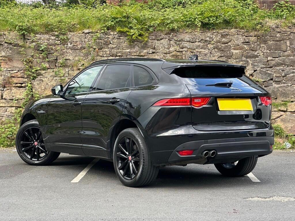 Jaguar F-Pace view 4