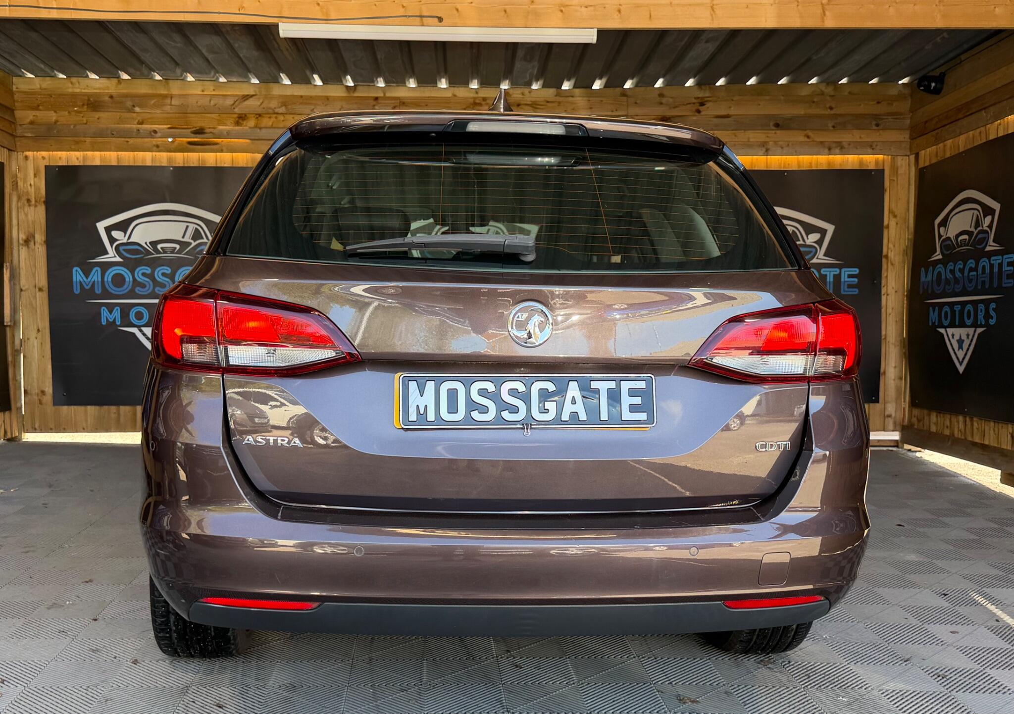 Vauxhall Astra view 7