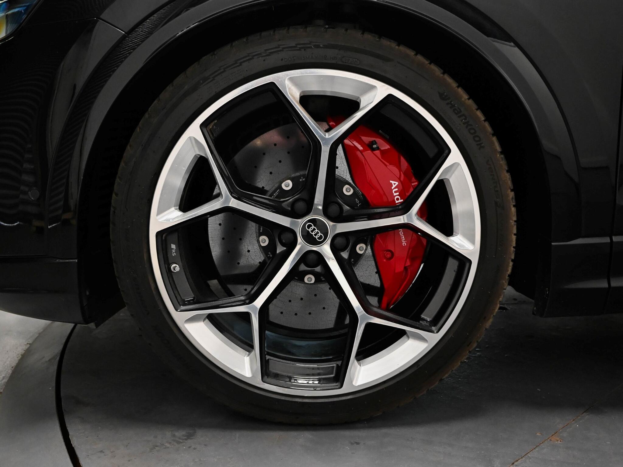 Audi RSQ8 view 79