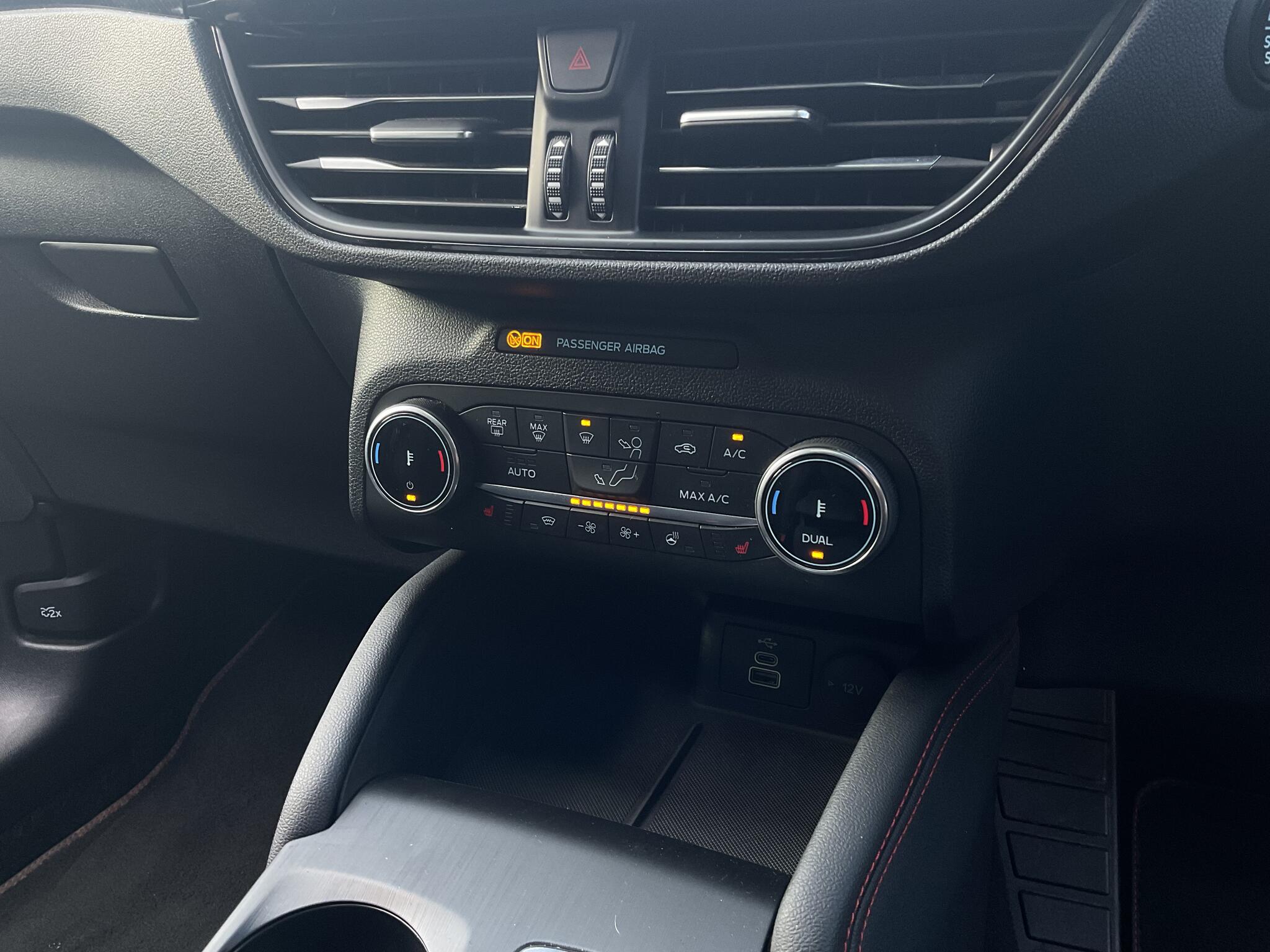 Ford Kuga view 27