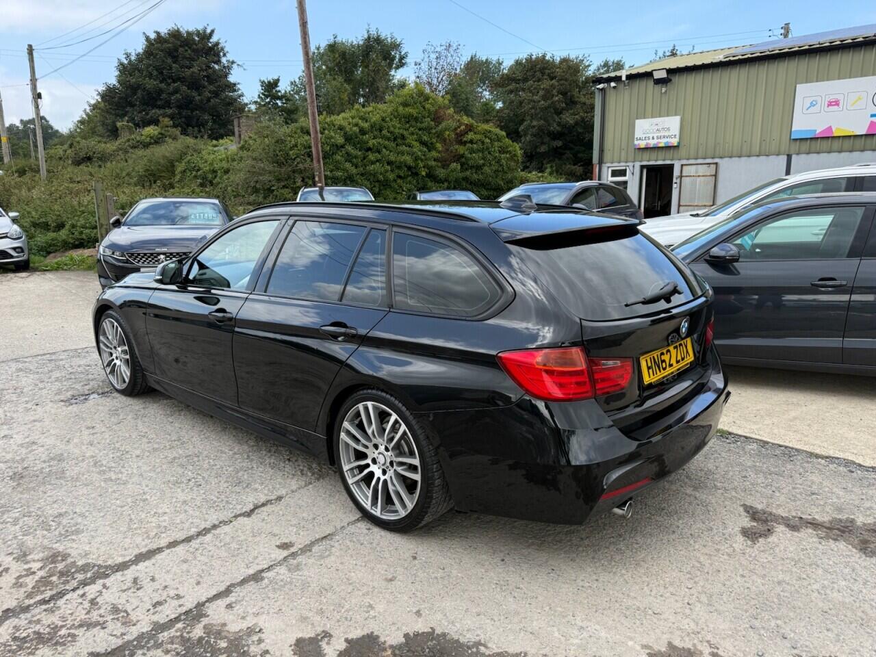 BMW 3 Series view 3