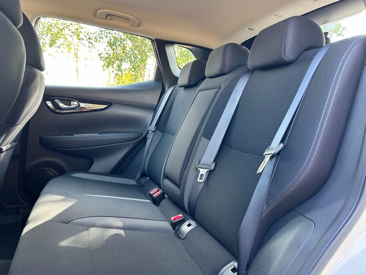 Nissan Qashqai view 23