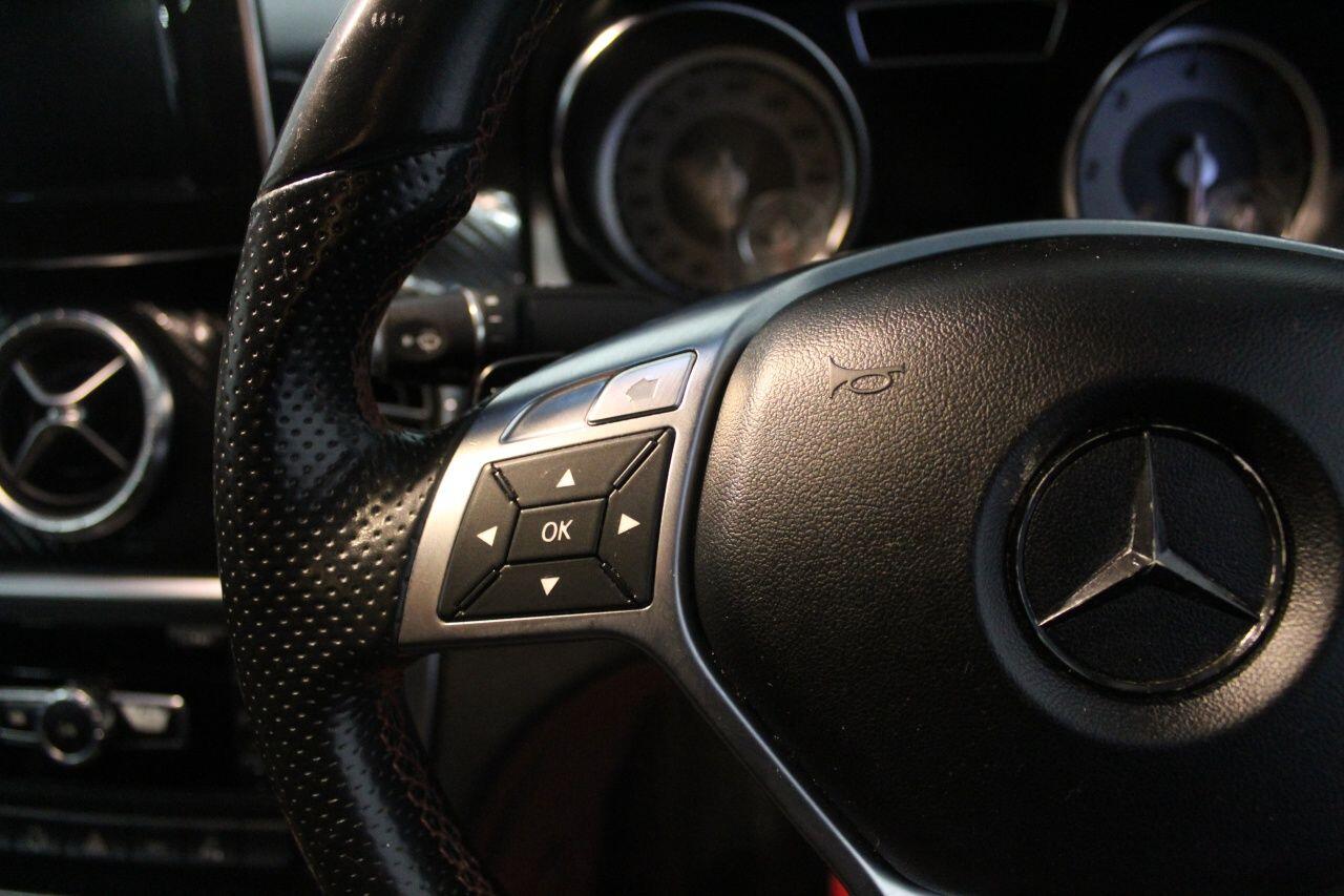 Mercedes-Benz CLA view 43