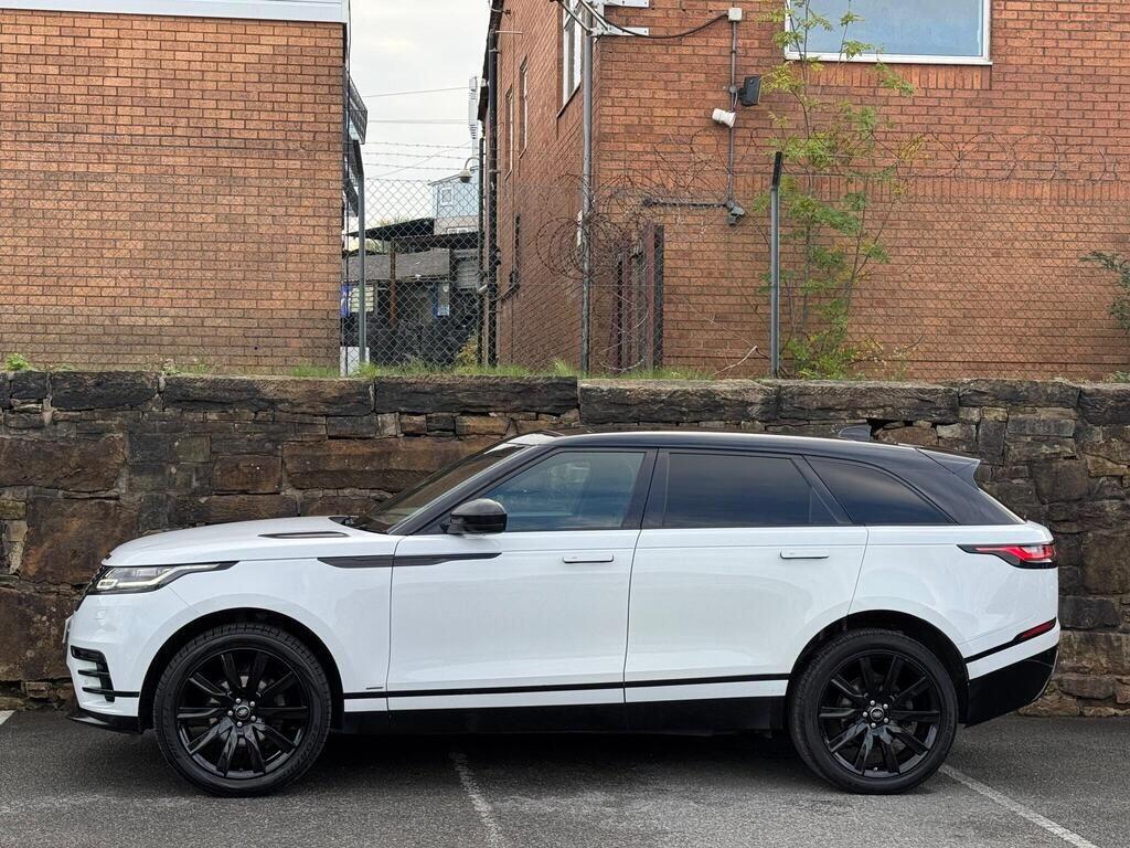 Land Rover Range Rover Velar view 4