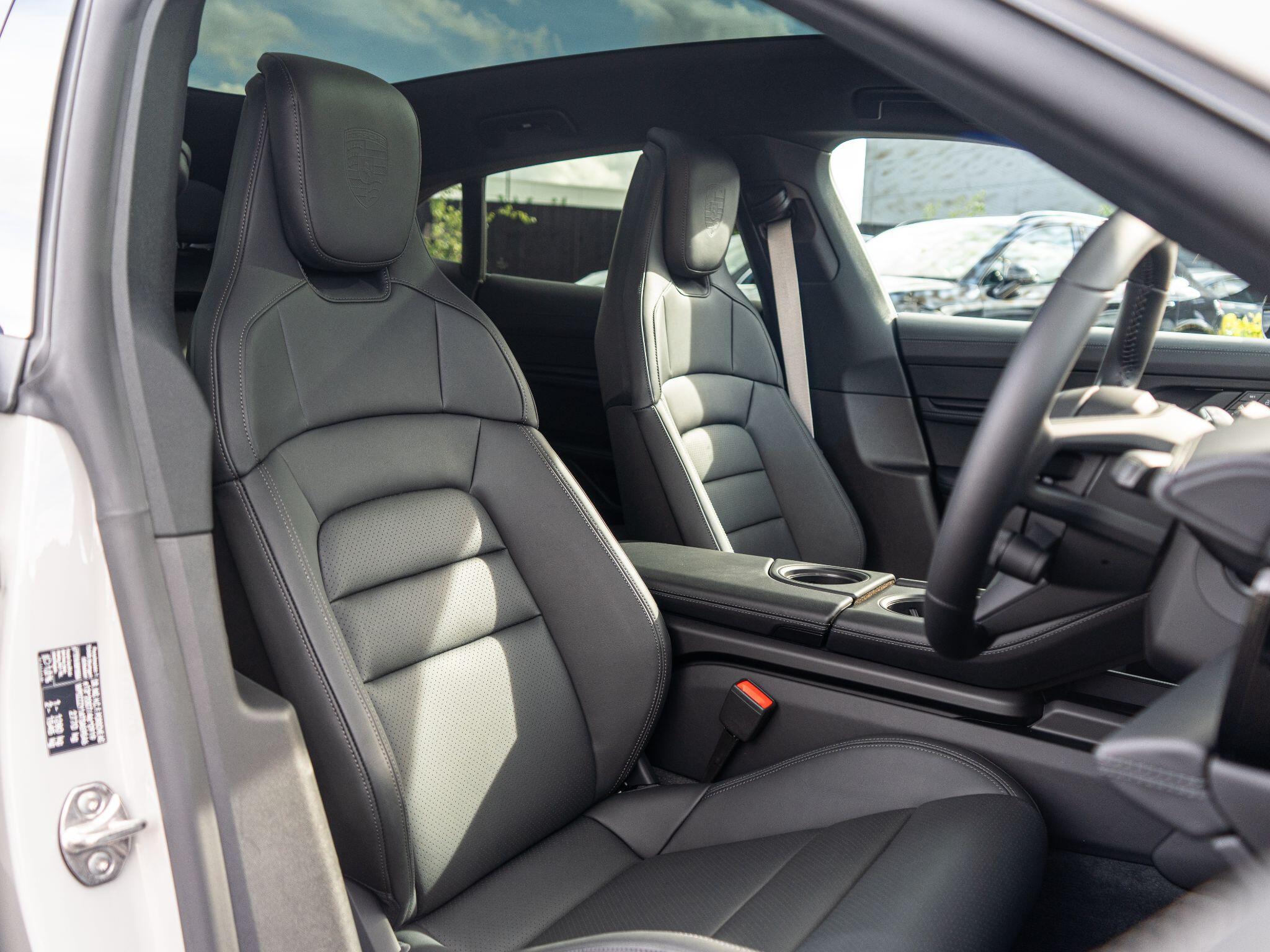 Porsche Taycan view 20